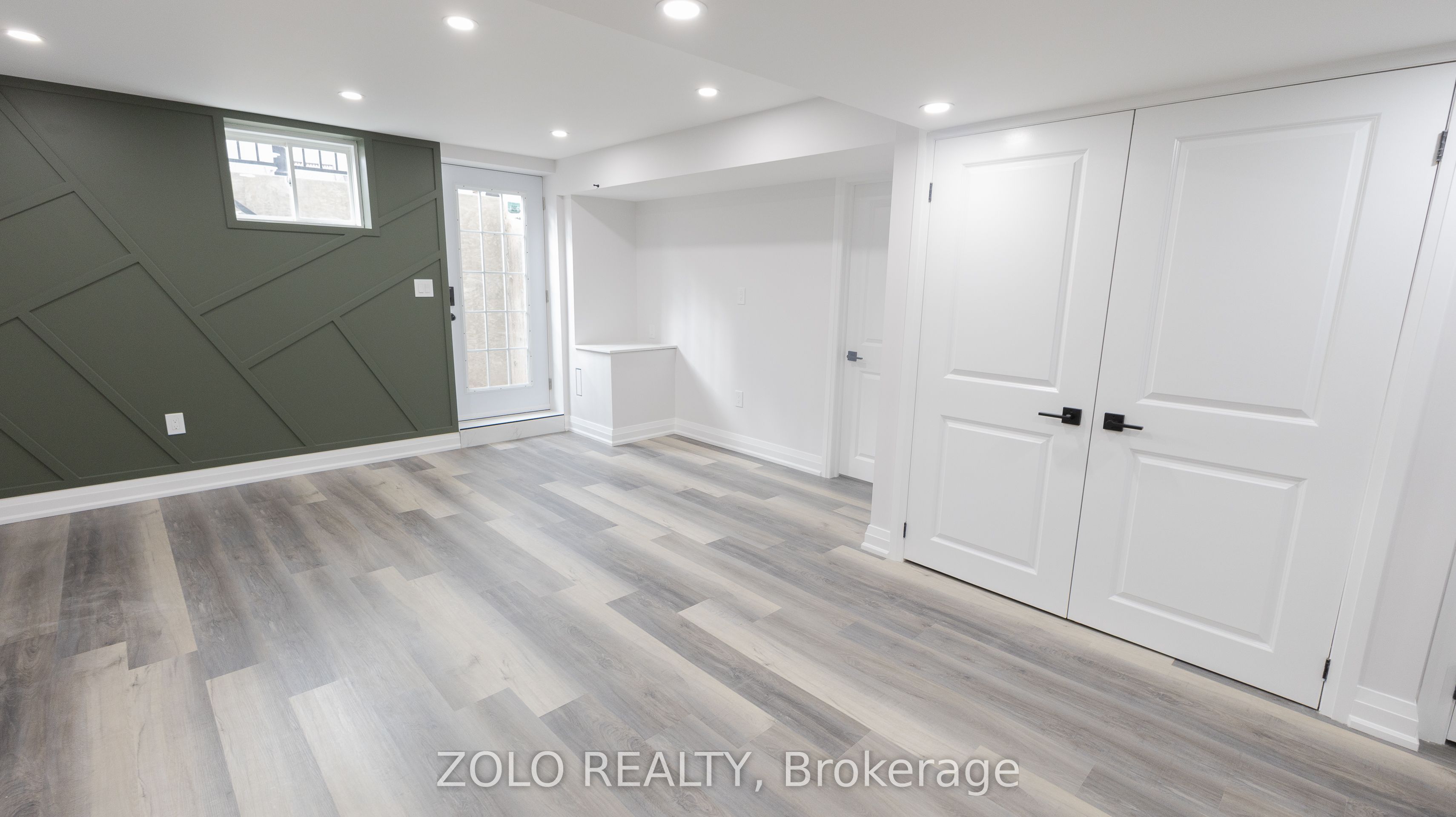 3210 William Cutmore Boulevard Property Photo 2