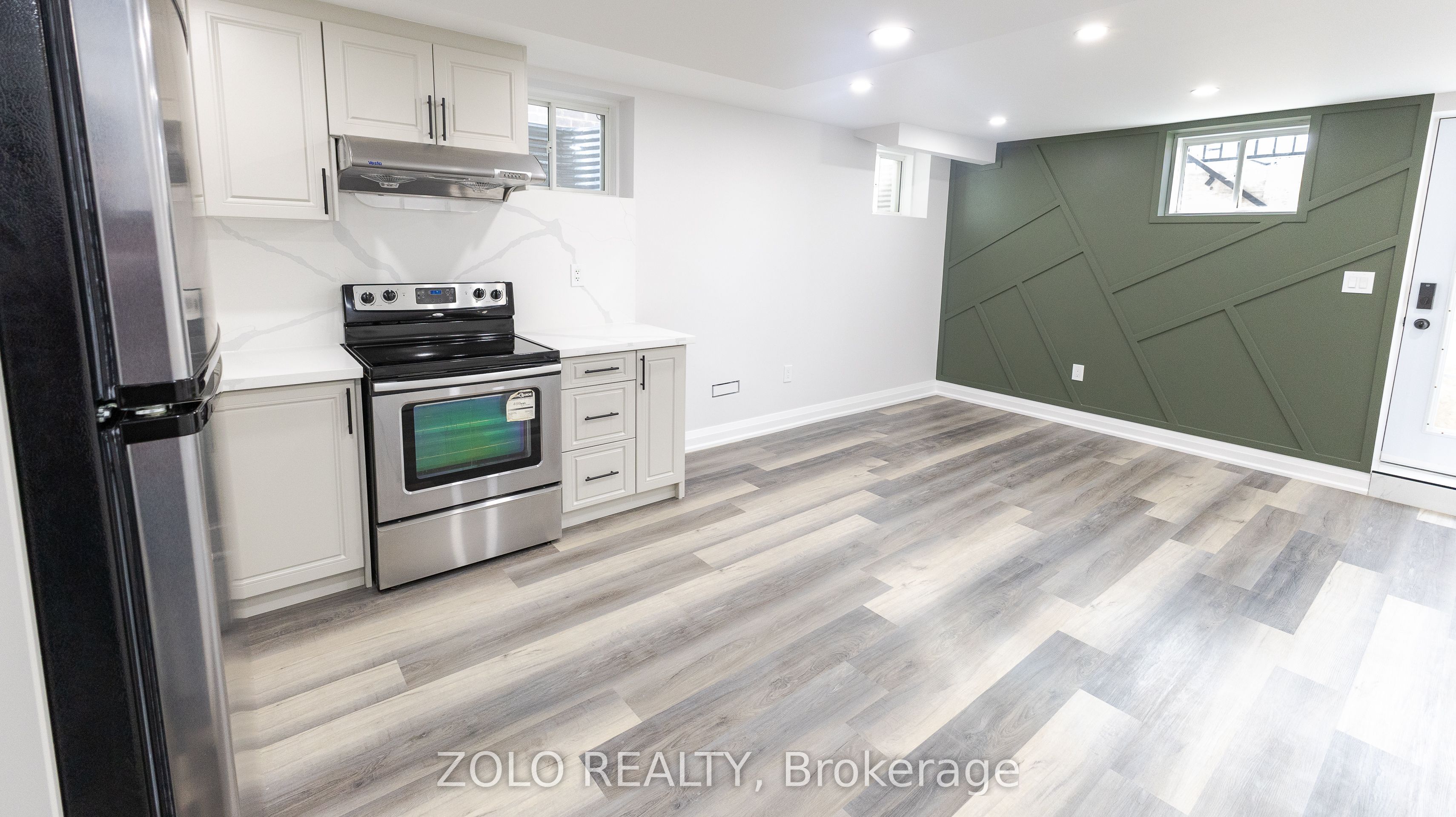 3210 William Cutmore Boulevard Property Photo 8