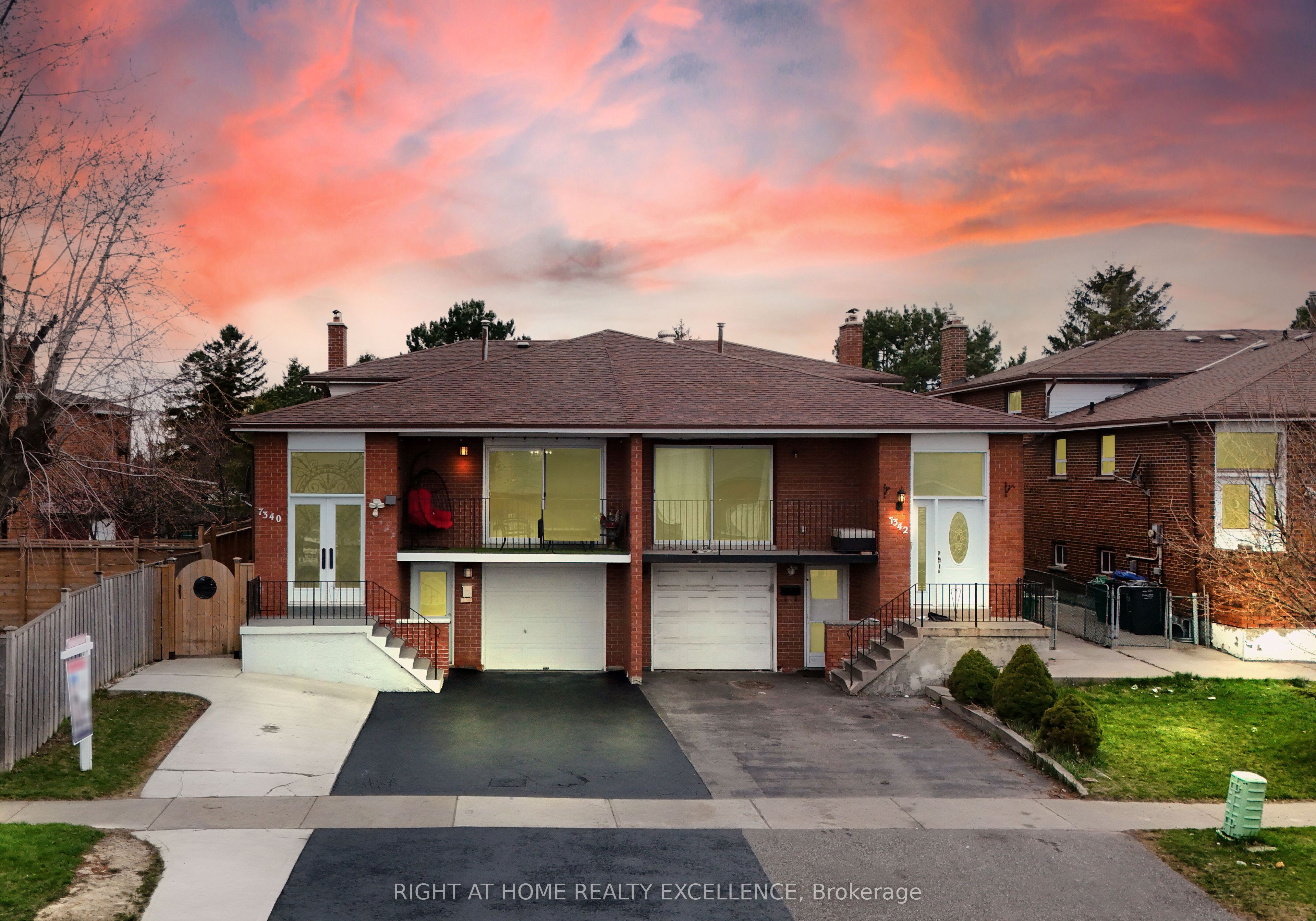 7340 Sigsbee Drive Property Photo 1