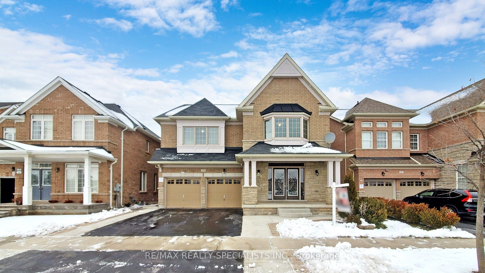 53 Heatherglen Dr Property Photo 1