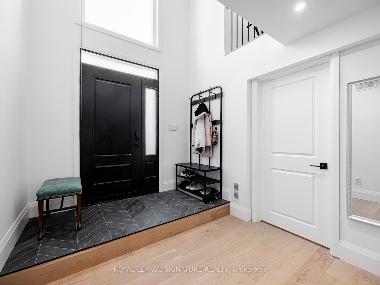 22 Yorkleigh Avenue Property Photo 2