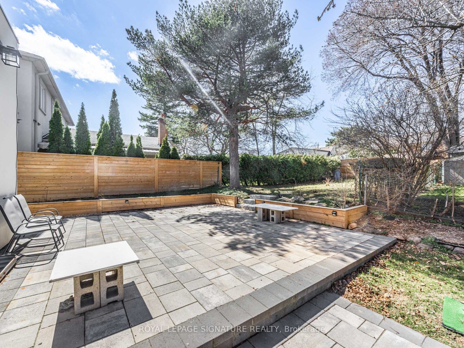 22 Yorkleigh Avenue Property Photo 40