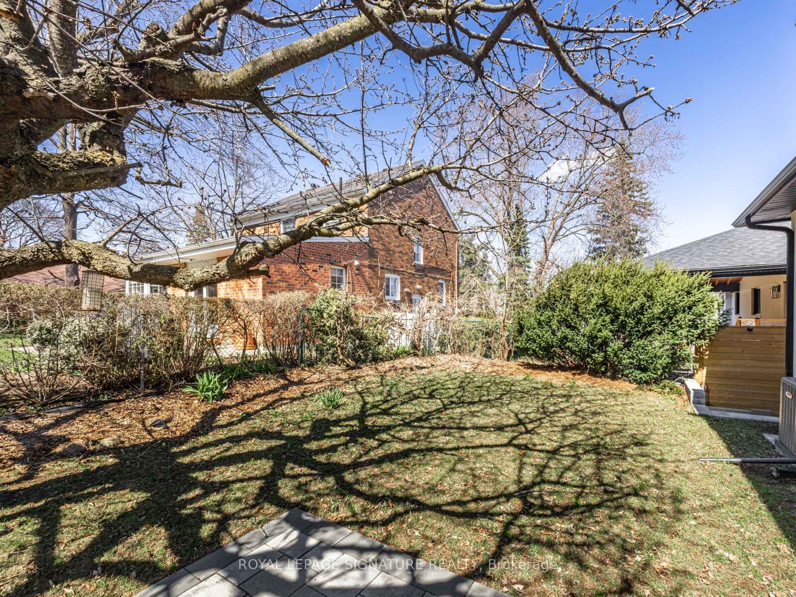 22 Yorkleigh Avenue Property Photo 41
