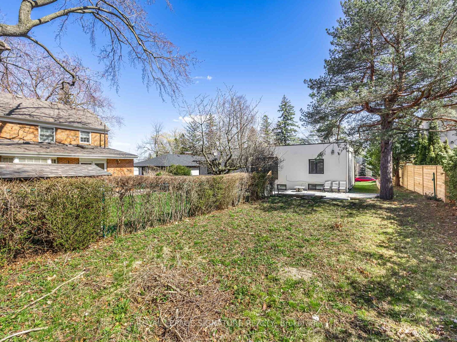 22 Yorkleigh Avenue Property Photo 43