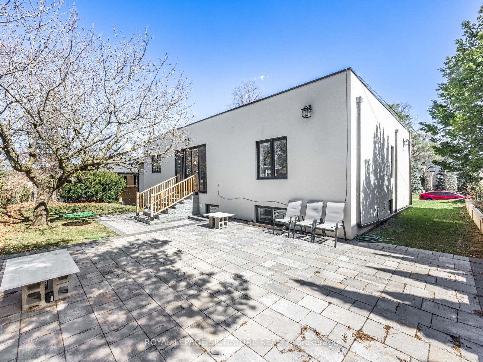 22 Yorkleigh Avenue Property Photo 44