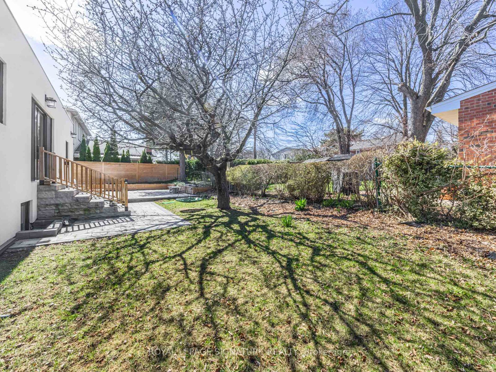 22 Yorkleigh Avenue Property Photo 46