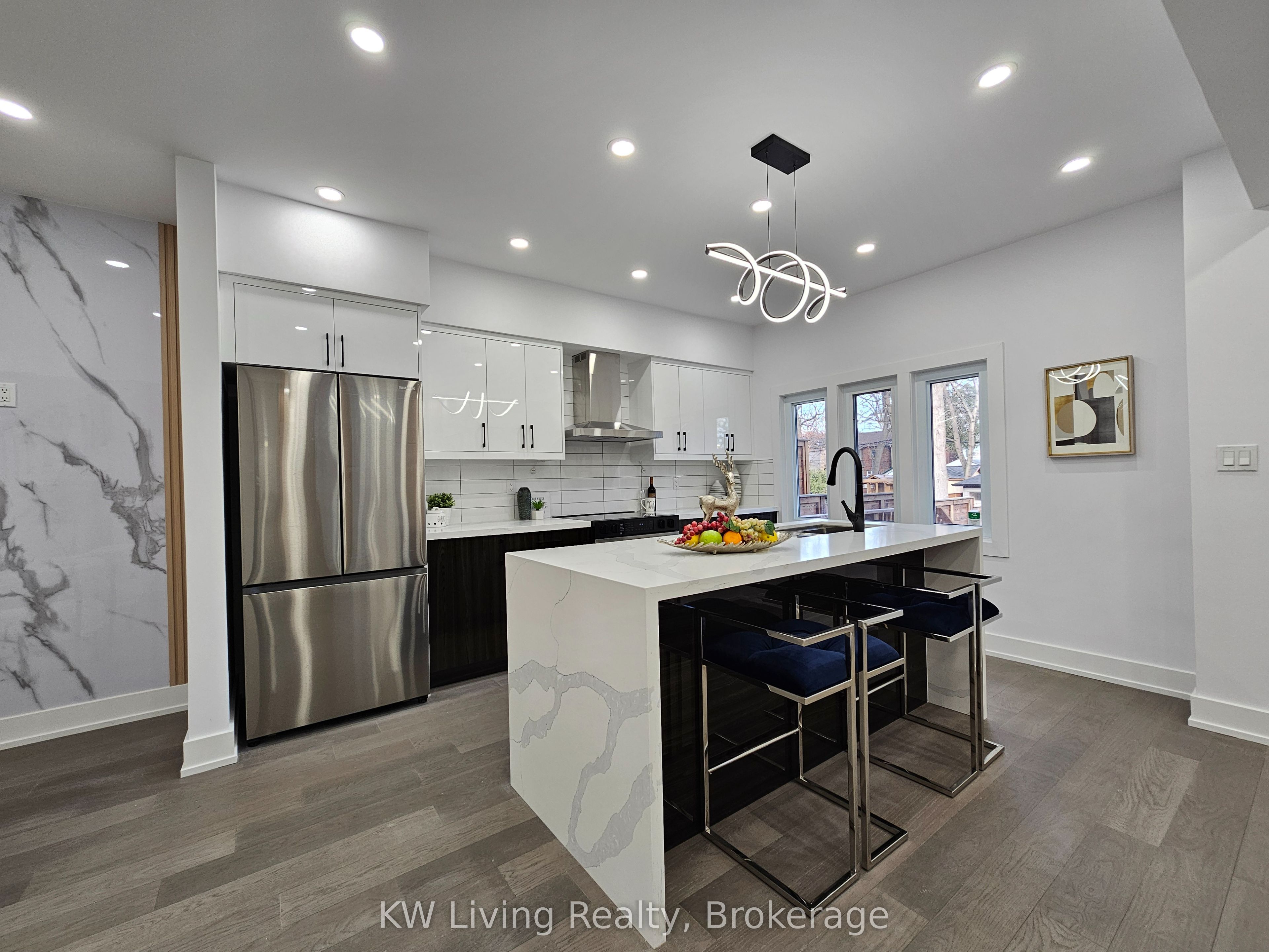 479 Windermere Avenue Property Photo 4