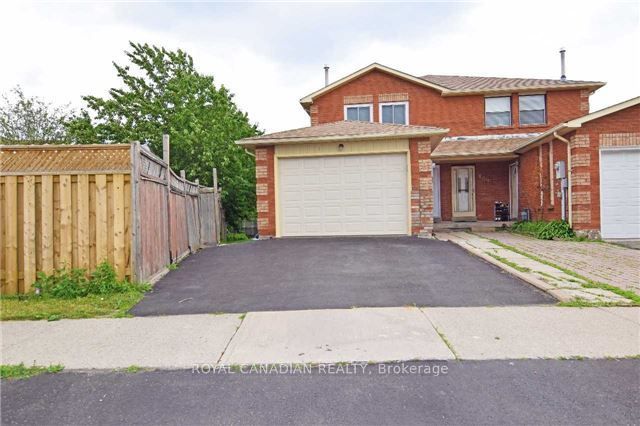 111 Woodsend Run Property Photo 1