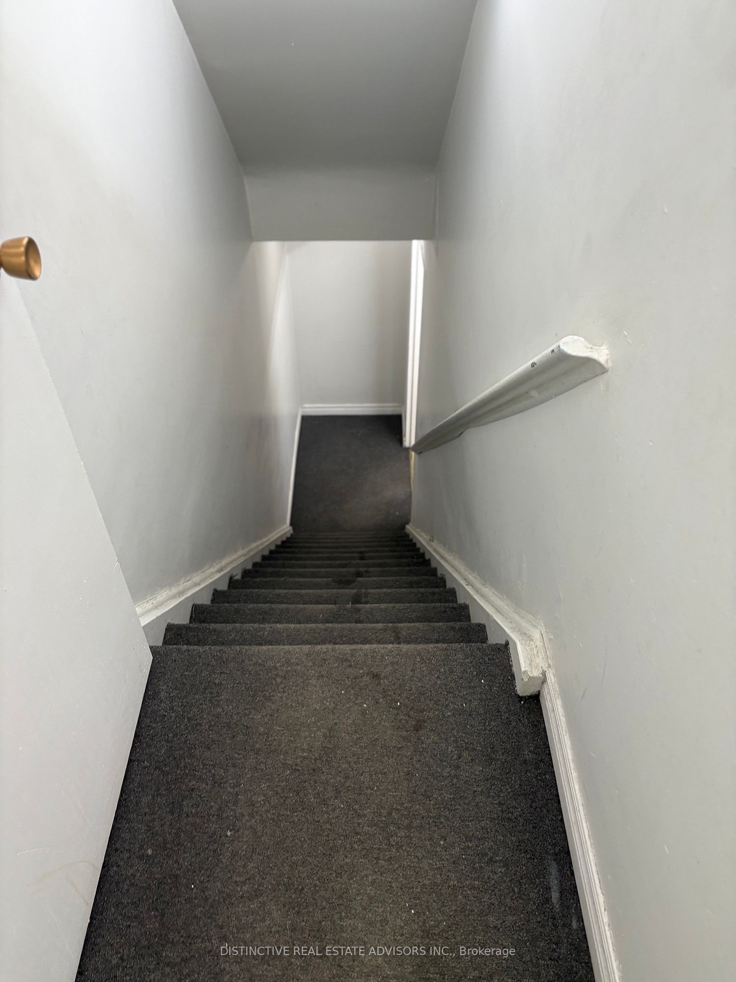 65 Dundas St W Property Photo 9