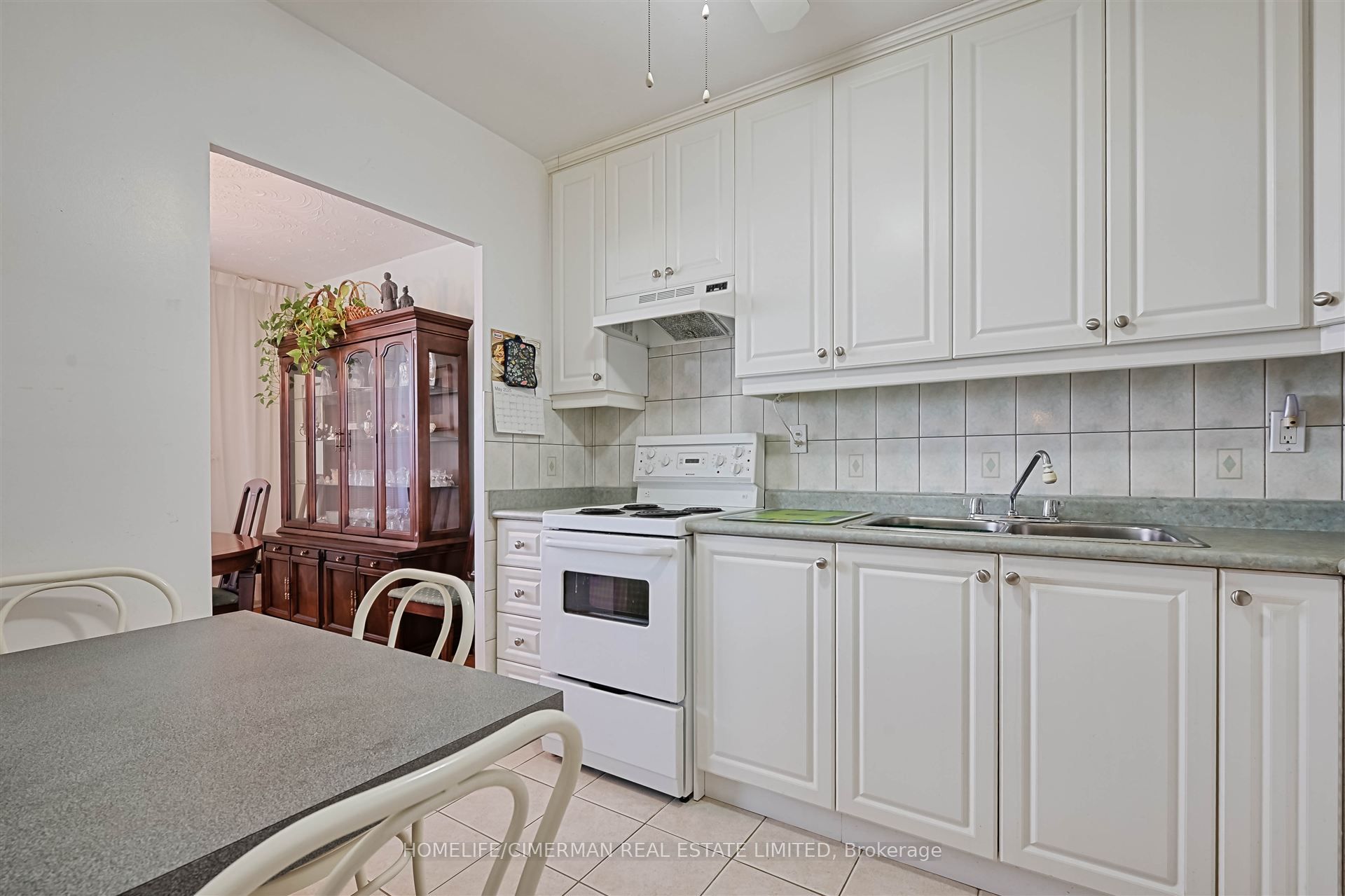 346 The West Mall N/a 405 Property Photo 17