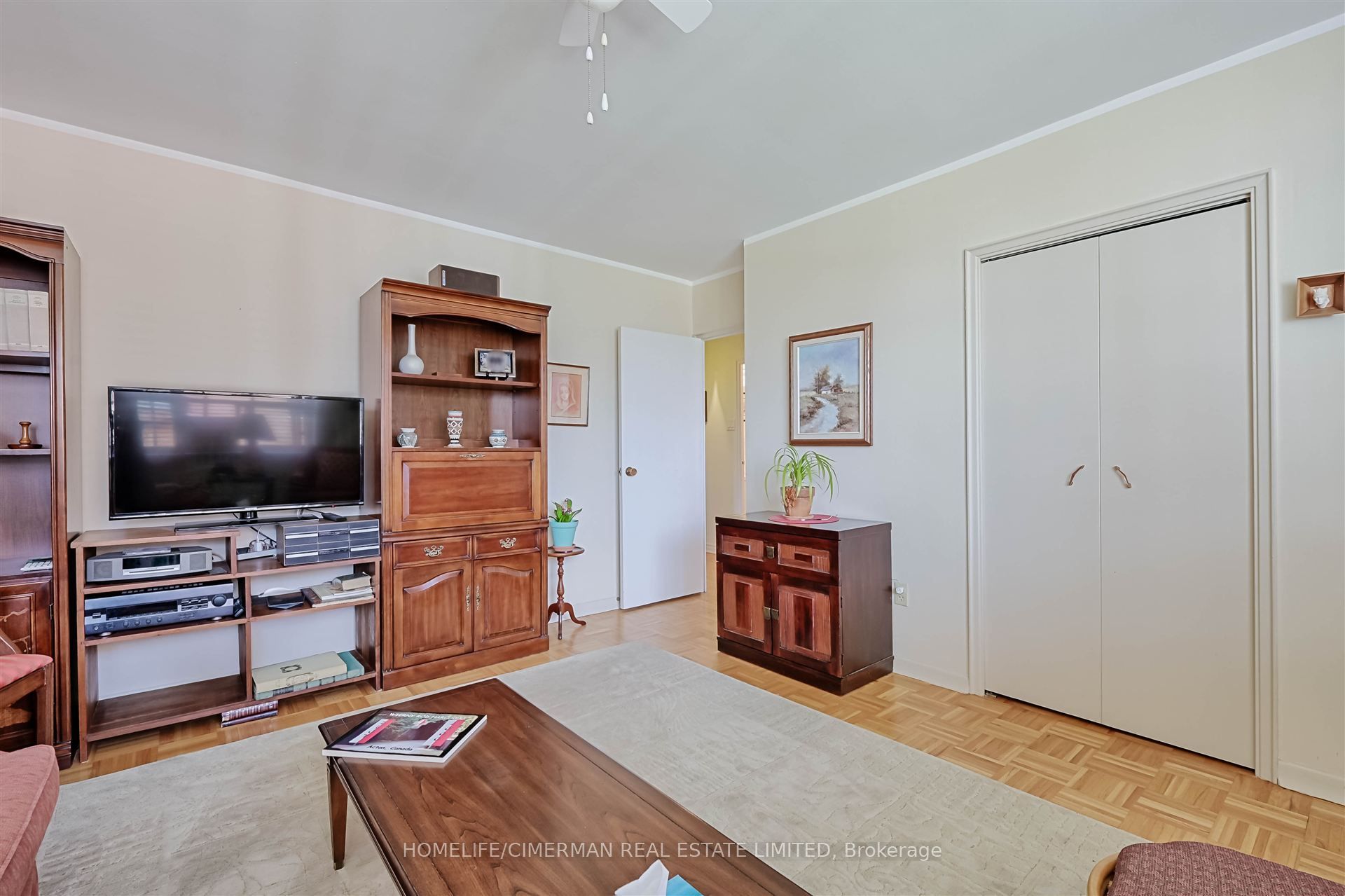 346 The West Mall N/a 405 Property Photo 23