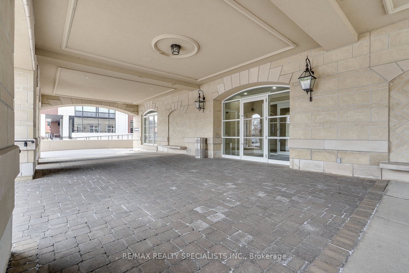 60 Ann Street 401 Property Photo 5