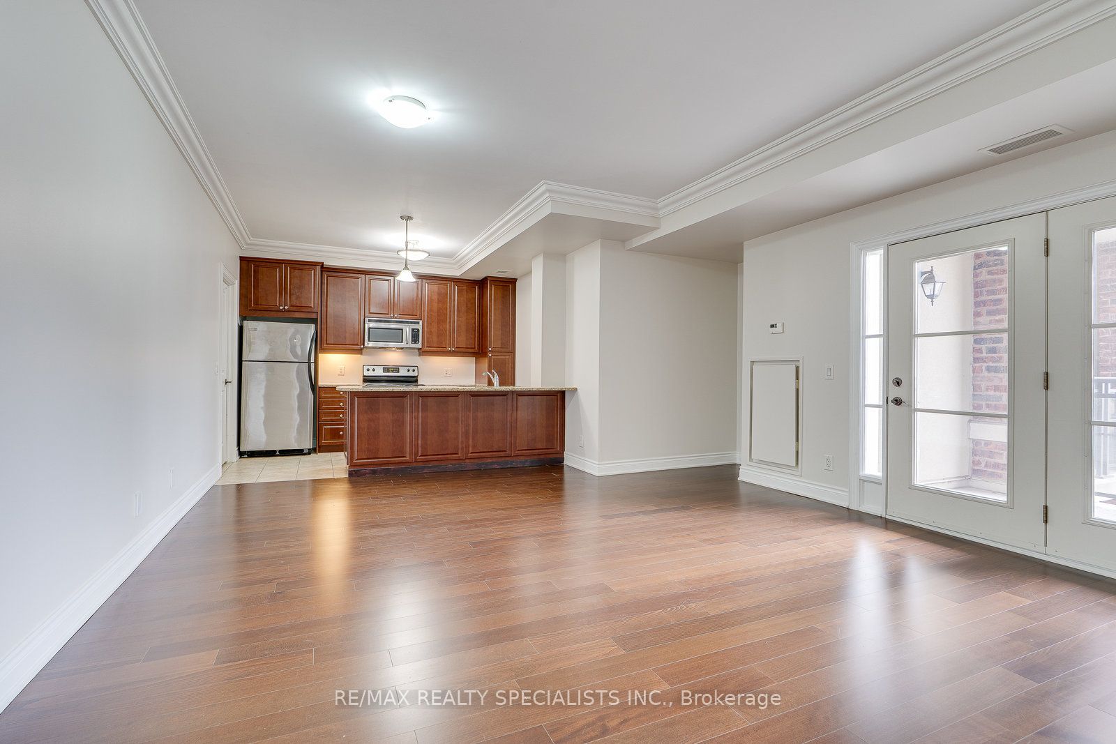60 Ann Street 401 Property Photo 10