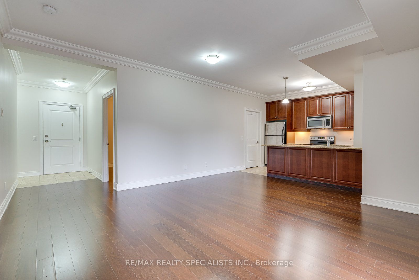 60 Ann Street 401 Property Photo 12