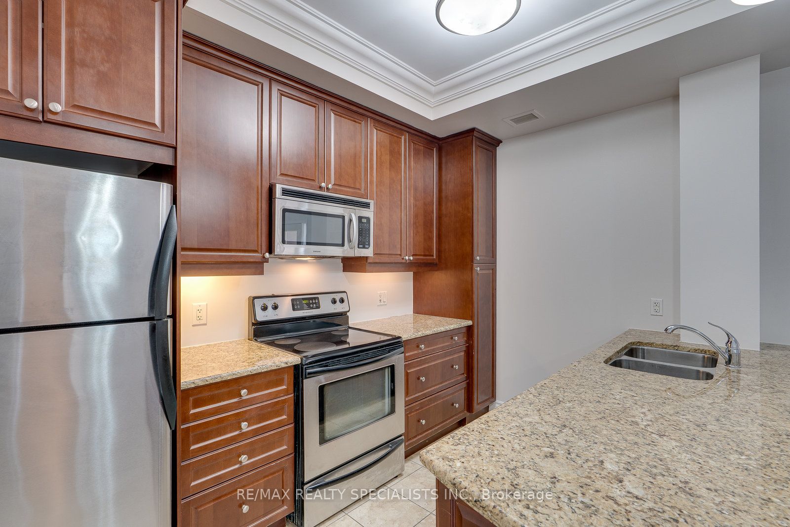 60 Ann Street 401 Property Photo 15