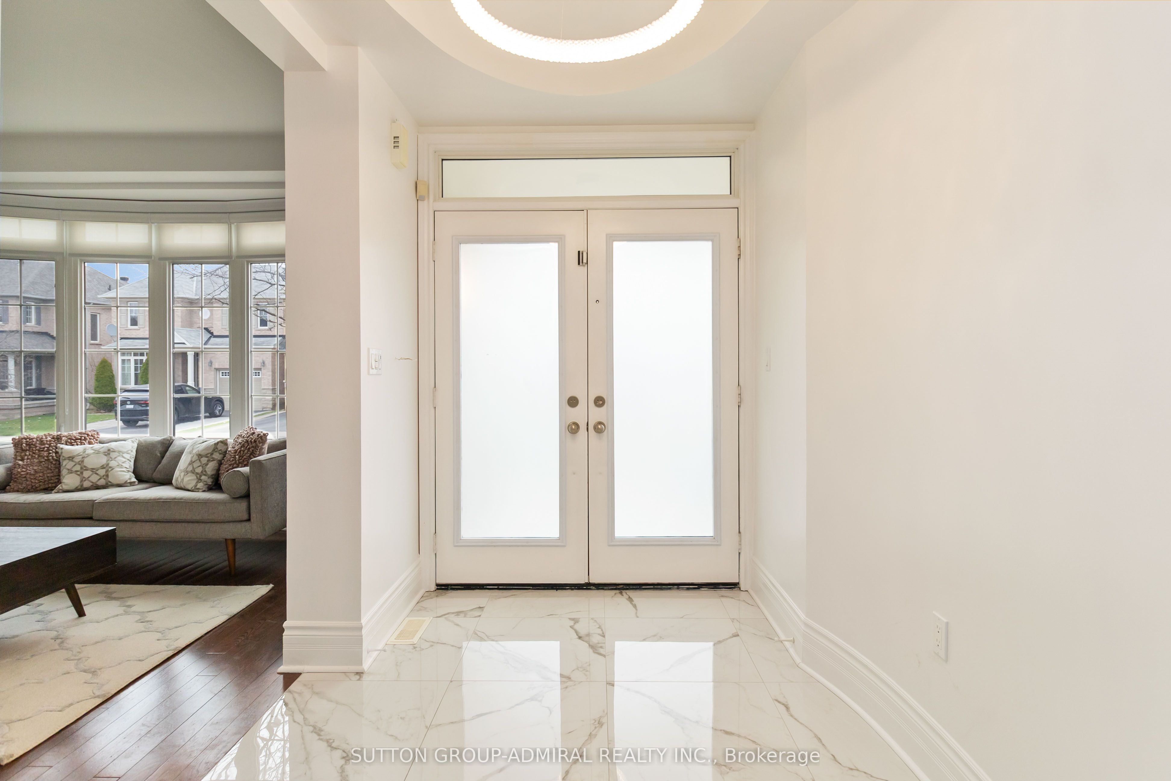 3301 Skipton Lane Property Photo 6