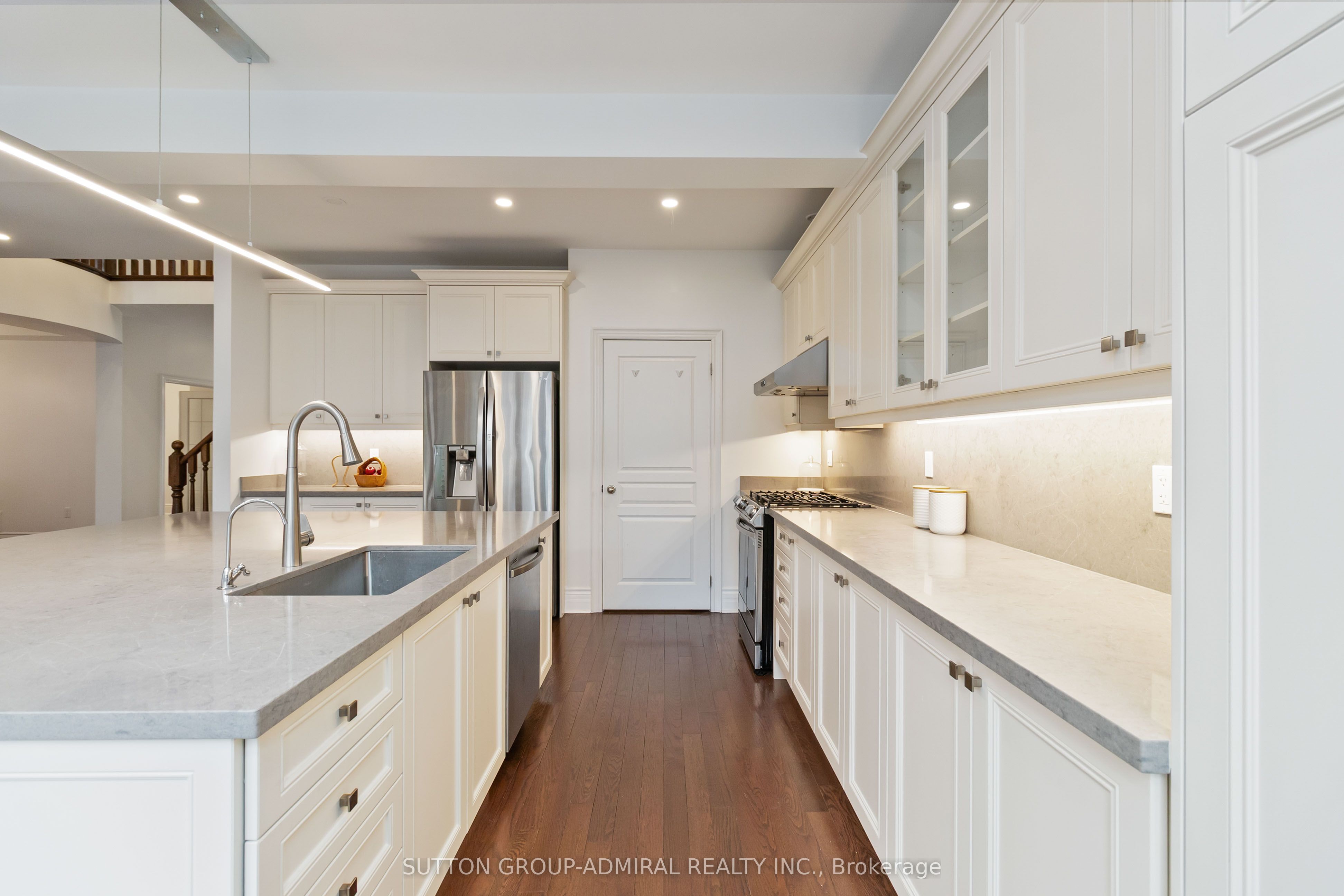 3301 Skipton Lane Property Photo 14