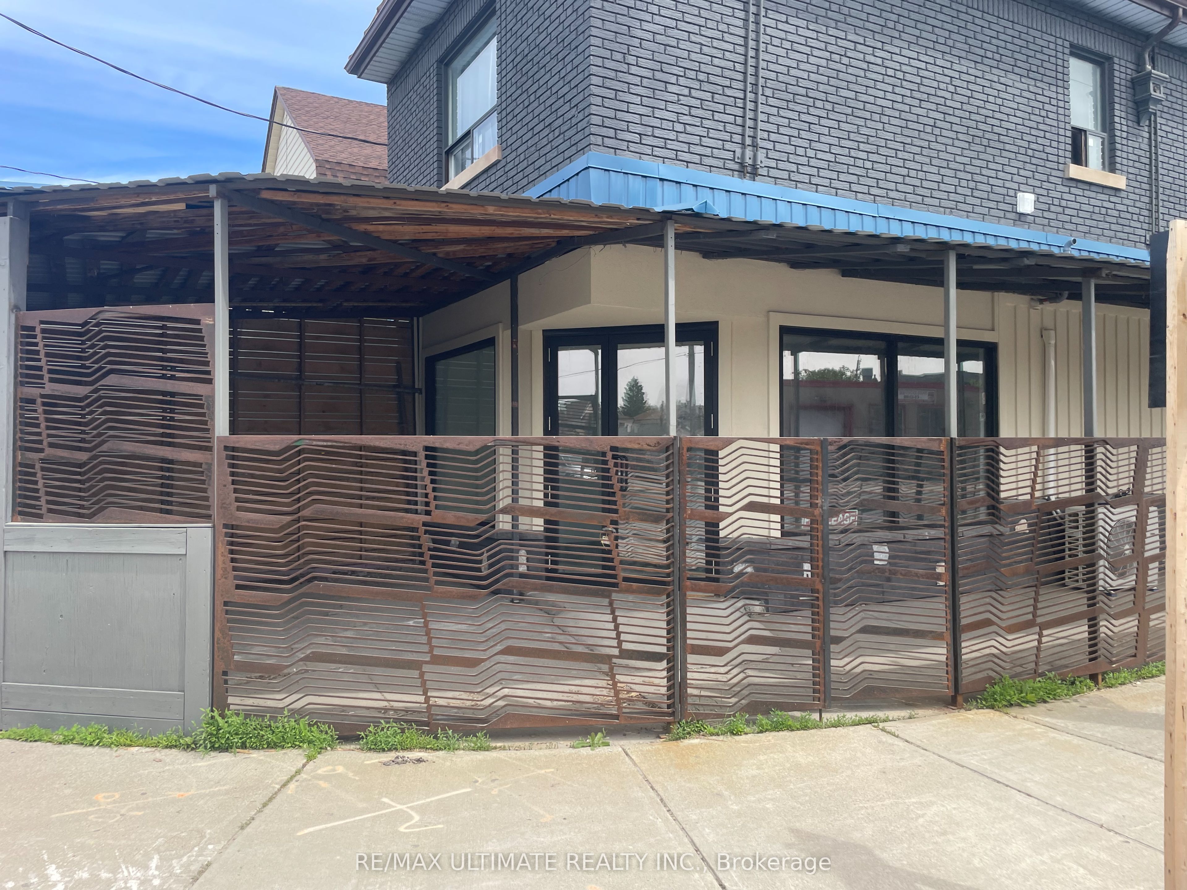 #store - 140 Rogers Road Property Photo 2