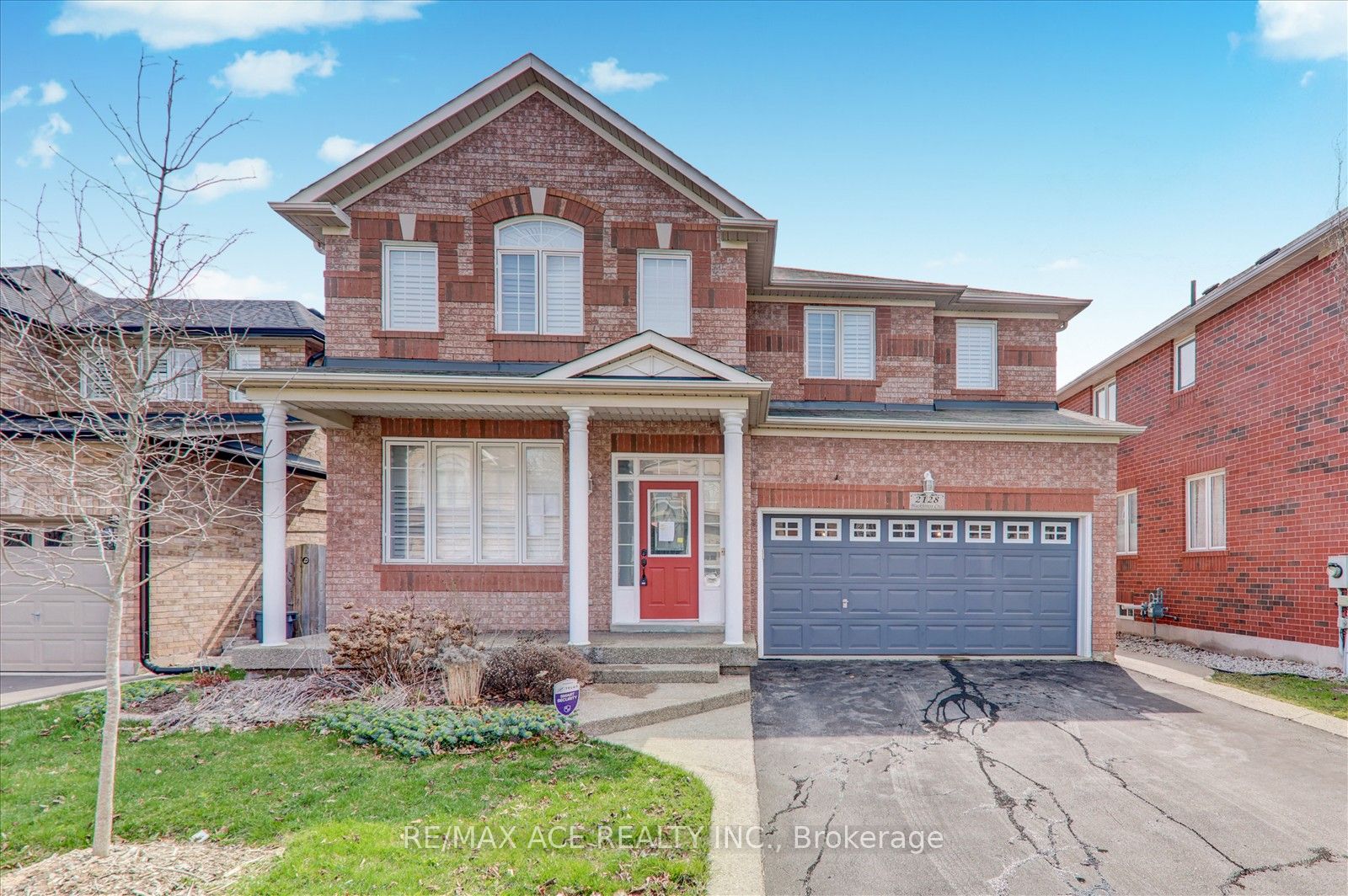2128 Blackforest Crescent Property Photo 1