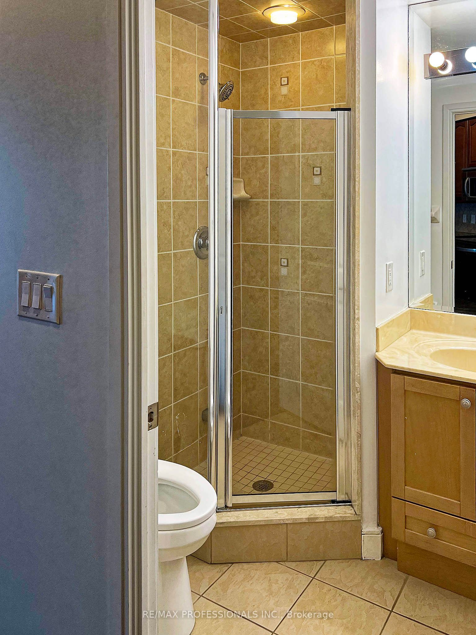 80 Absolute Avenue 2806 Property Photo 19