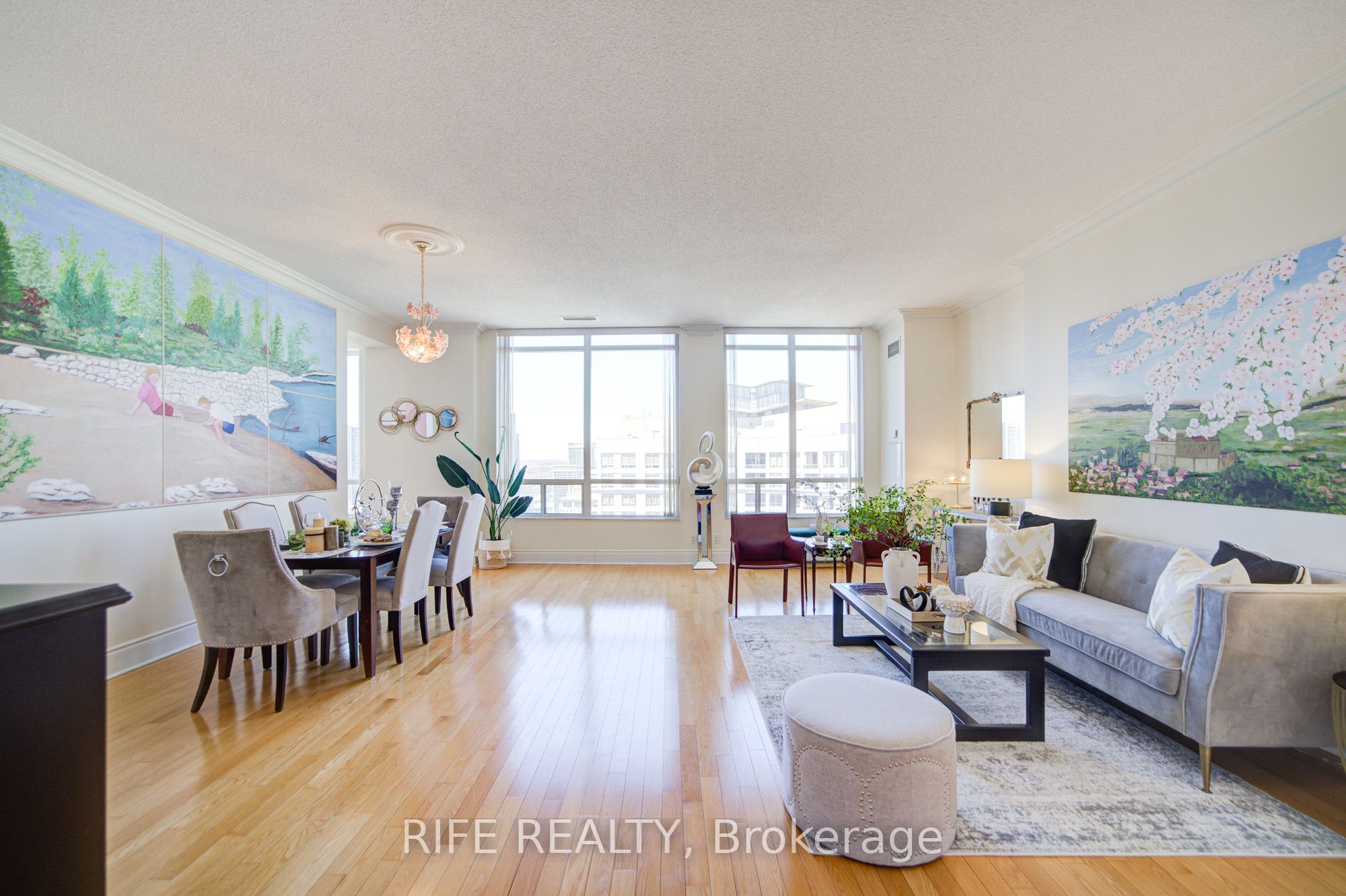 3880 Duke Of York Boulevard Gph10 Property Photo 2