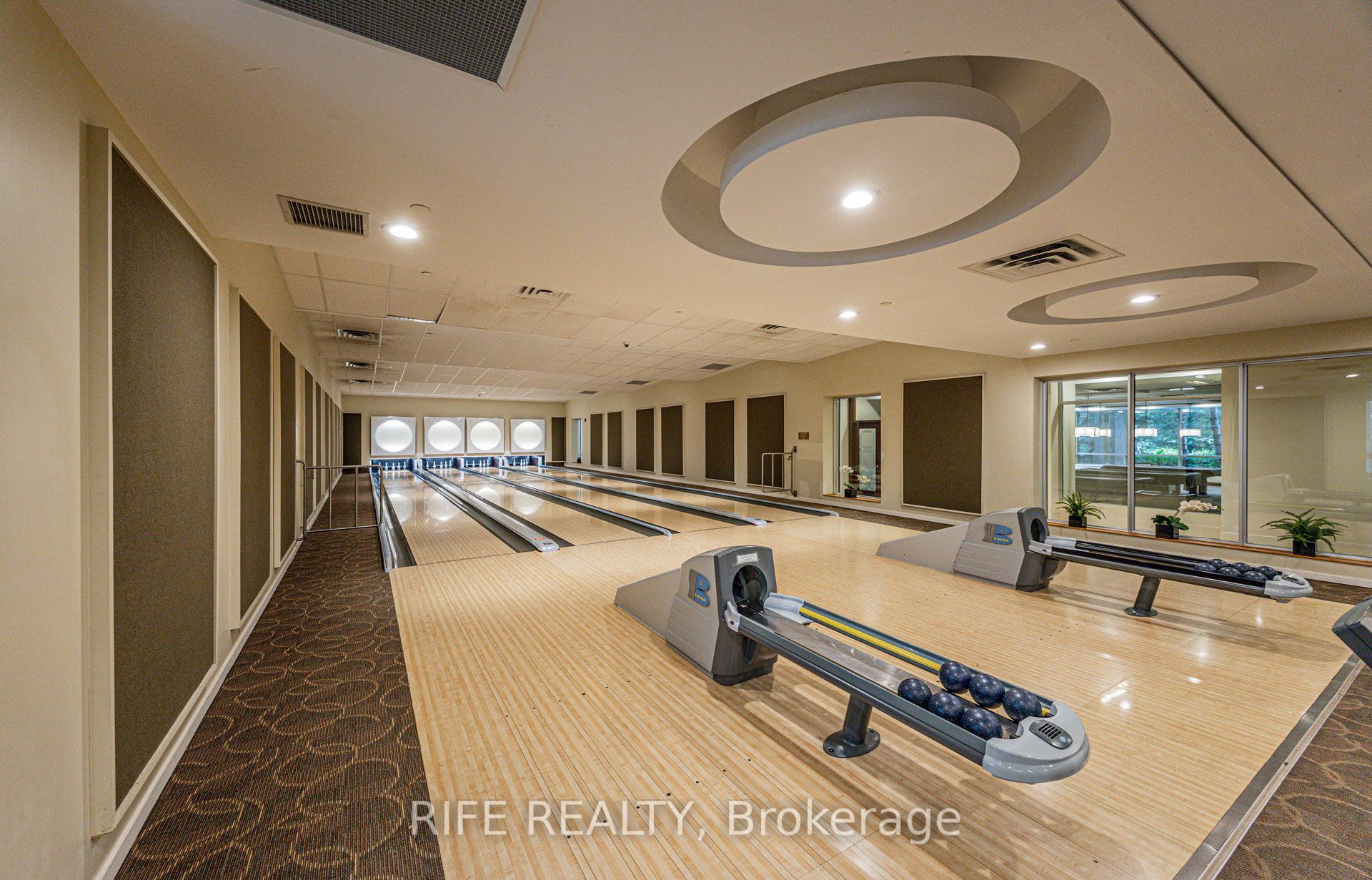 3880 Duke Of York Boulevard Gph10 Property Photo 31