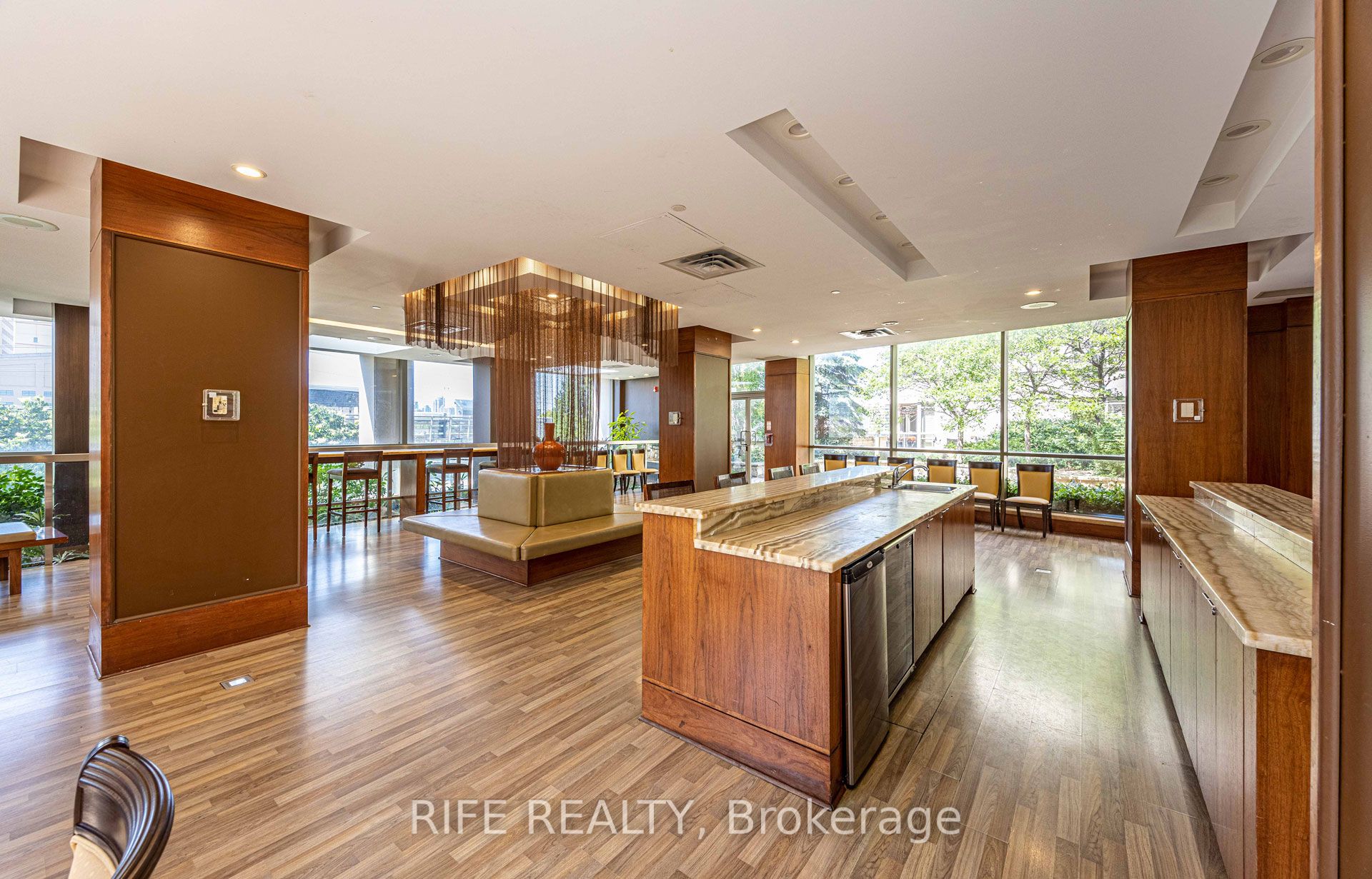 3880 Duke Of York Boulevard Gph10 Property Photo 32