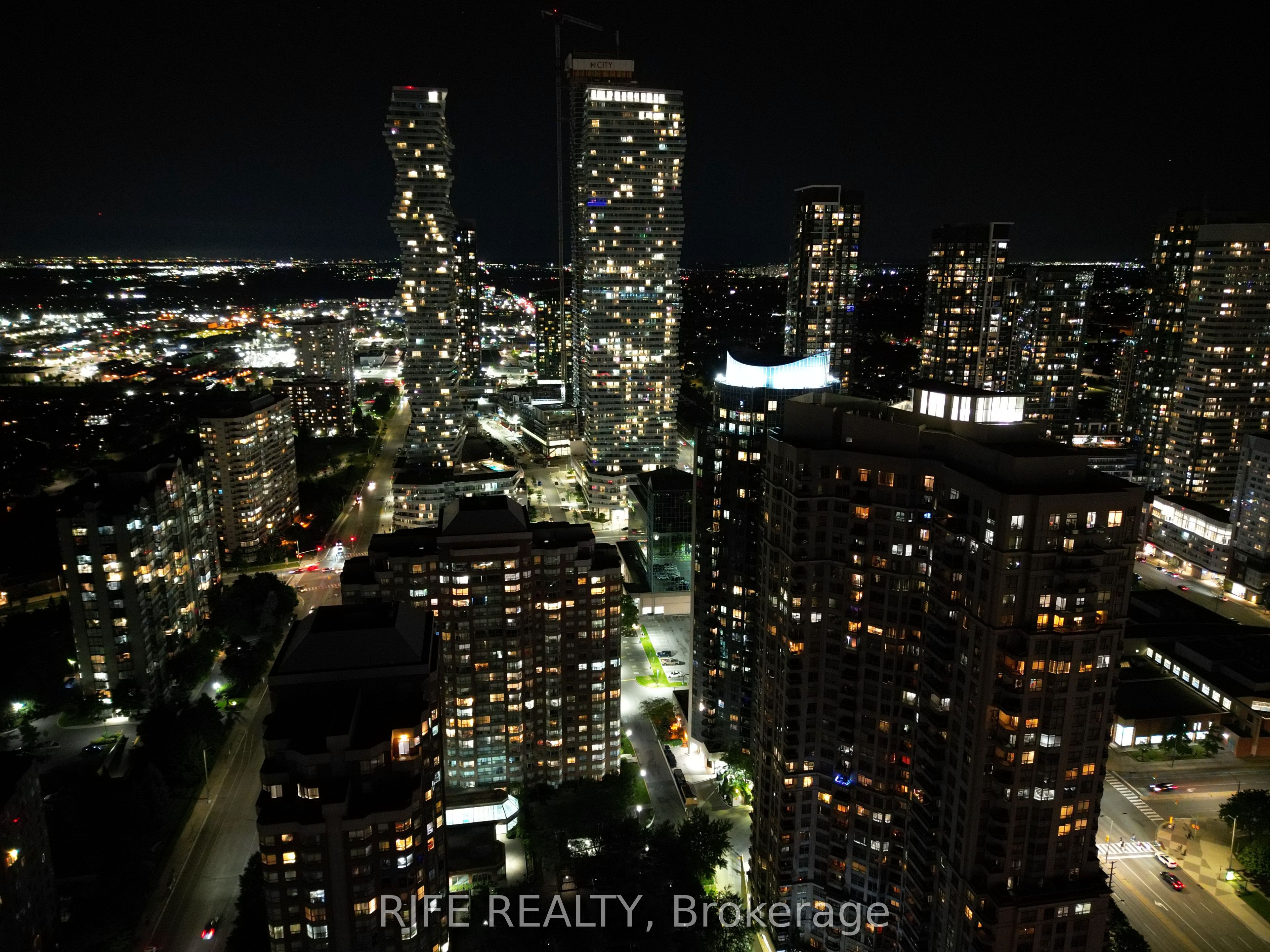 3880 Duke Of York Boulevard Gph10 Property Photo 35