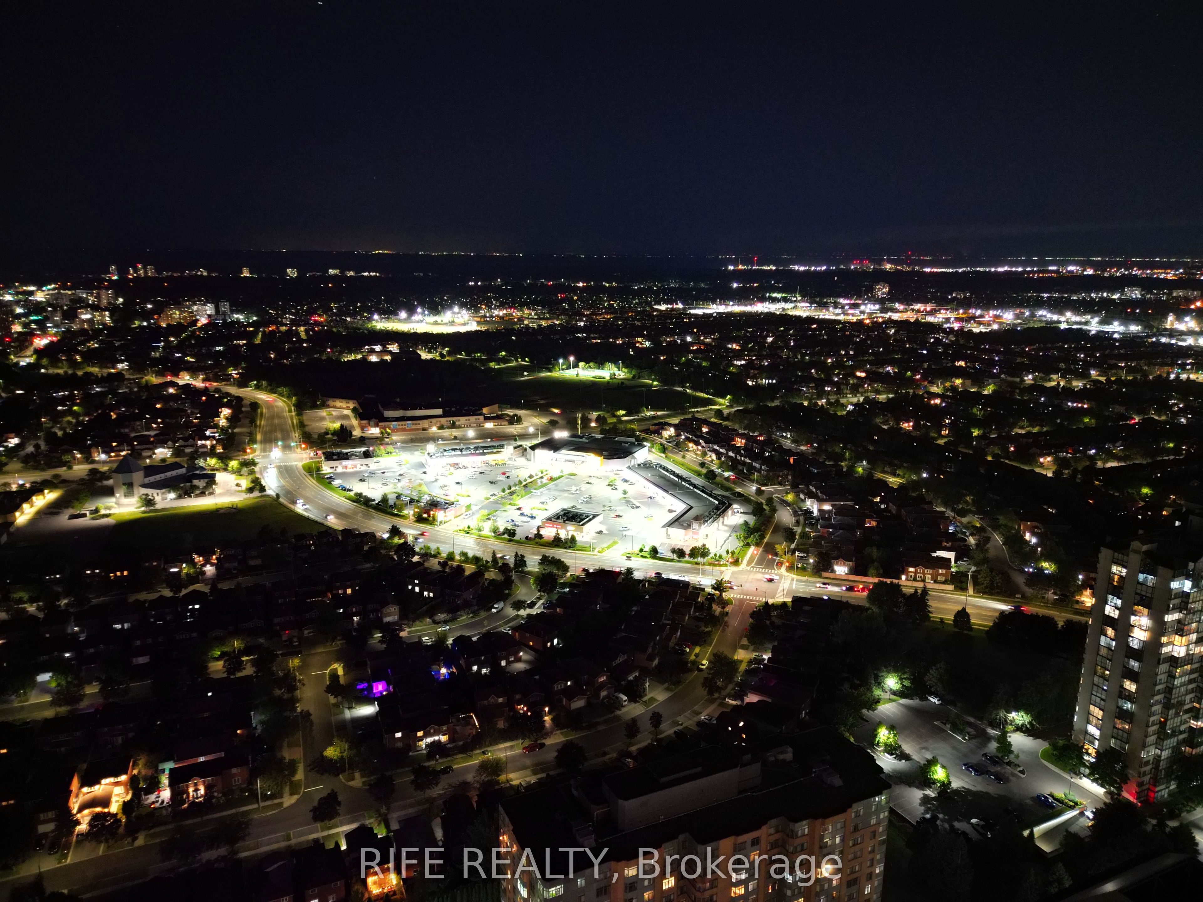 3880 Duke Of York Boulevard Gph10 Property Photo 37