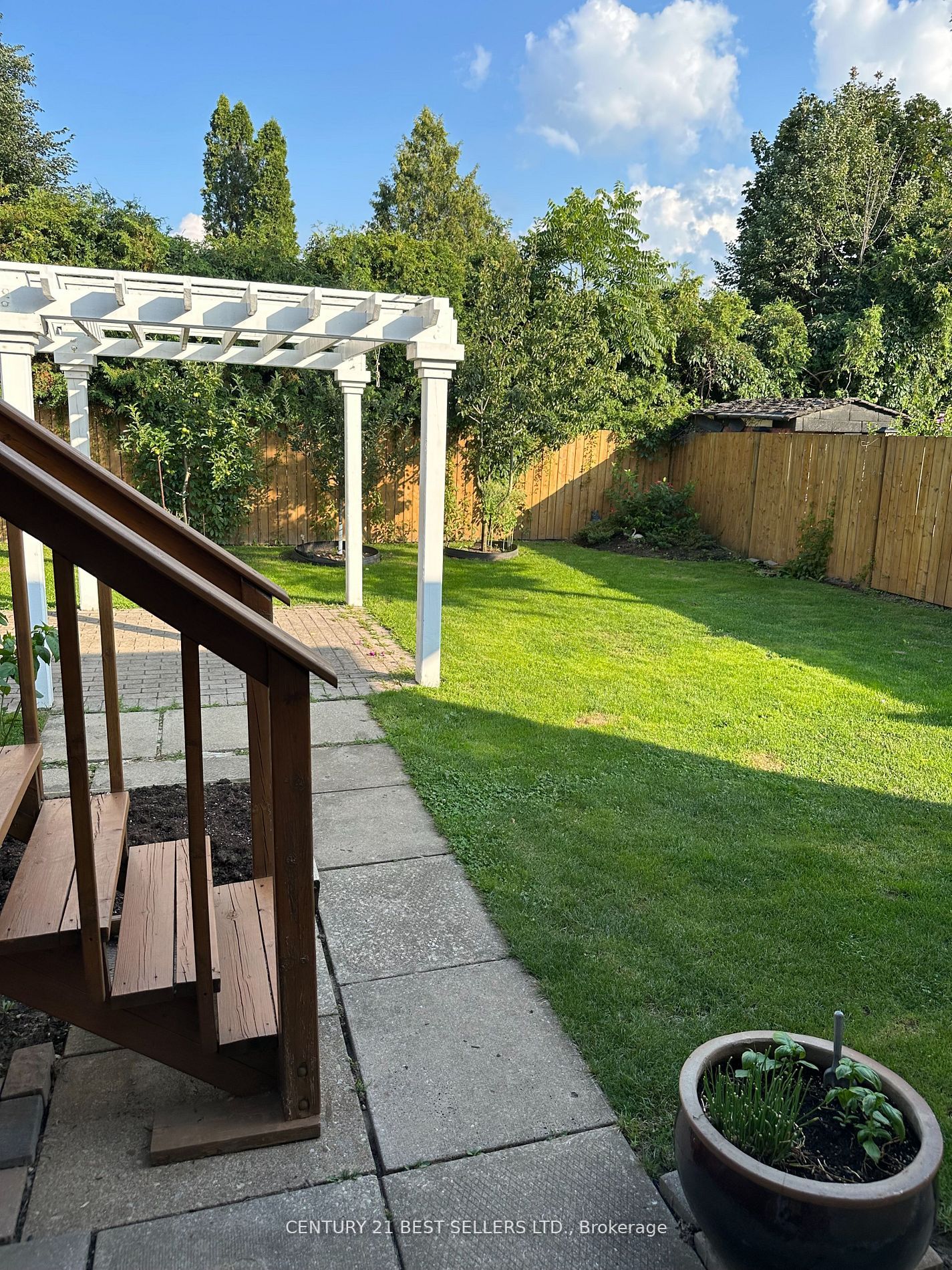 12 Bowshelm Court Property Photo 14