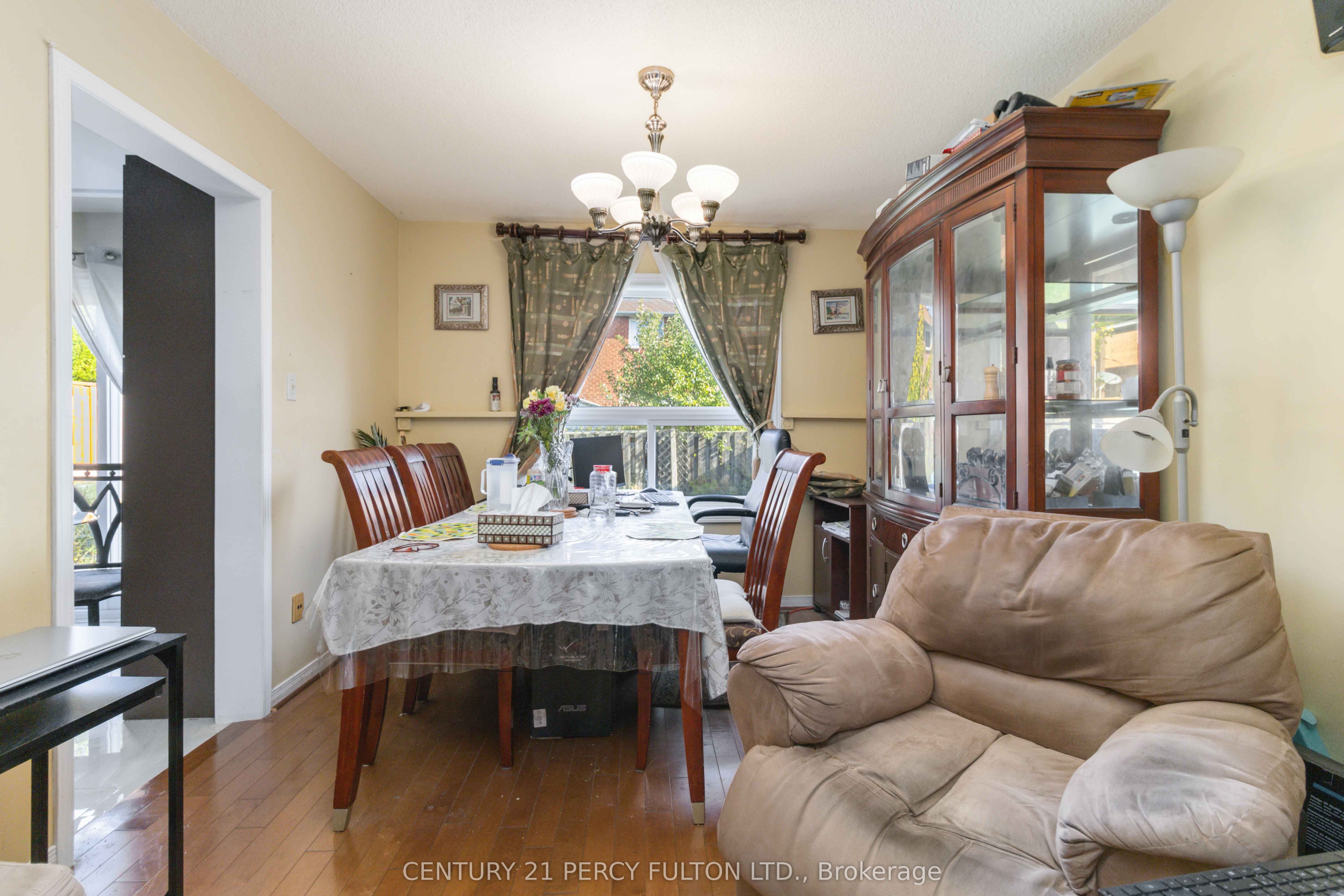 178 Torrance Woods Wood Property Photo 12