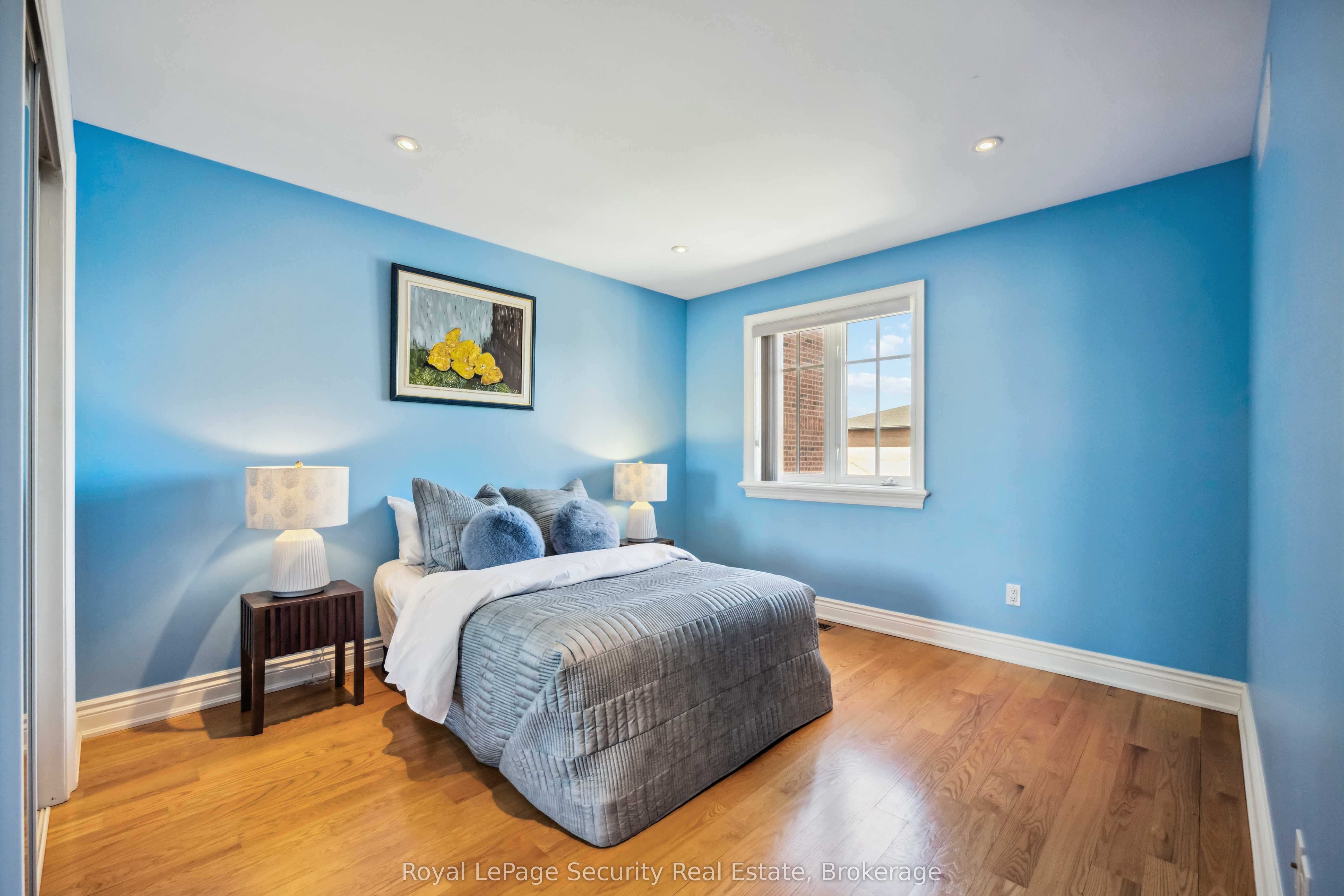 1006 Briar Hill Avenue Property Photo 25
