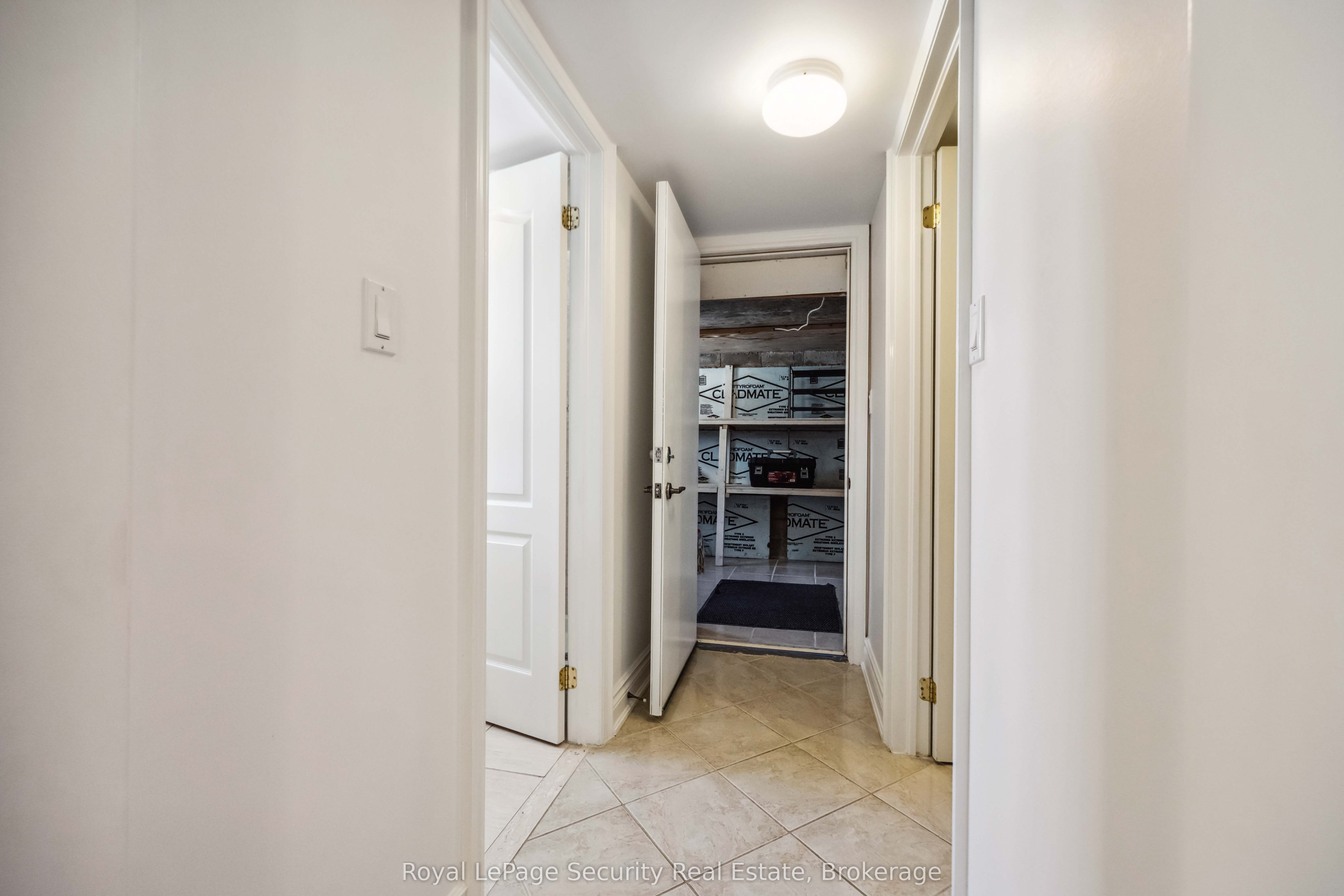 1006 Briar Hill Avenue Property Photo 32