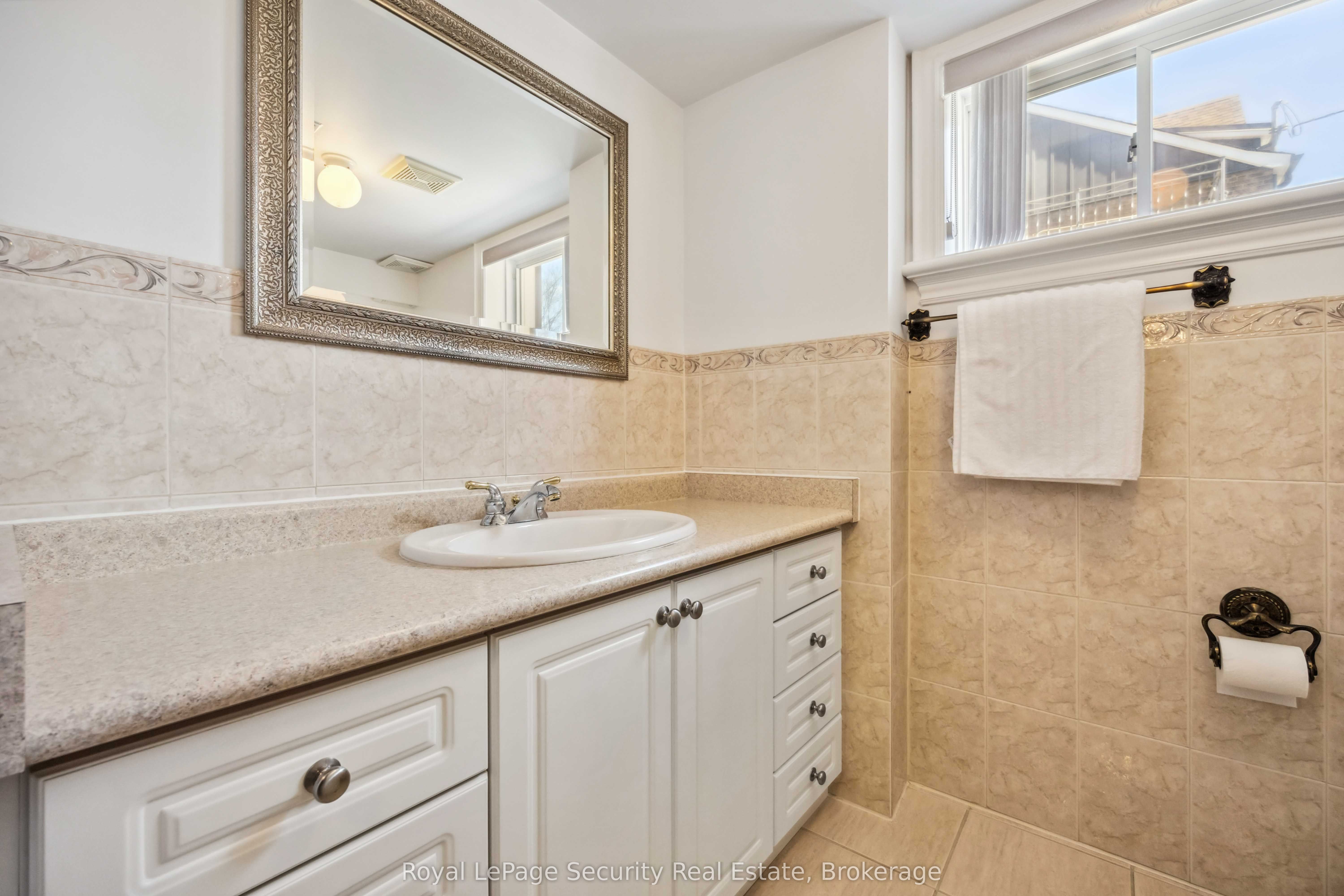 1006 Briar Hill Avenue Property Photo 34