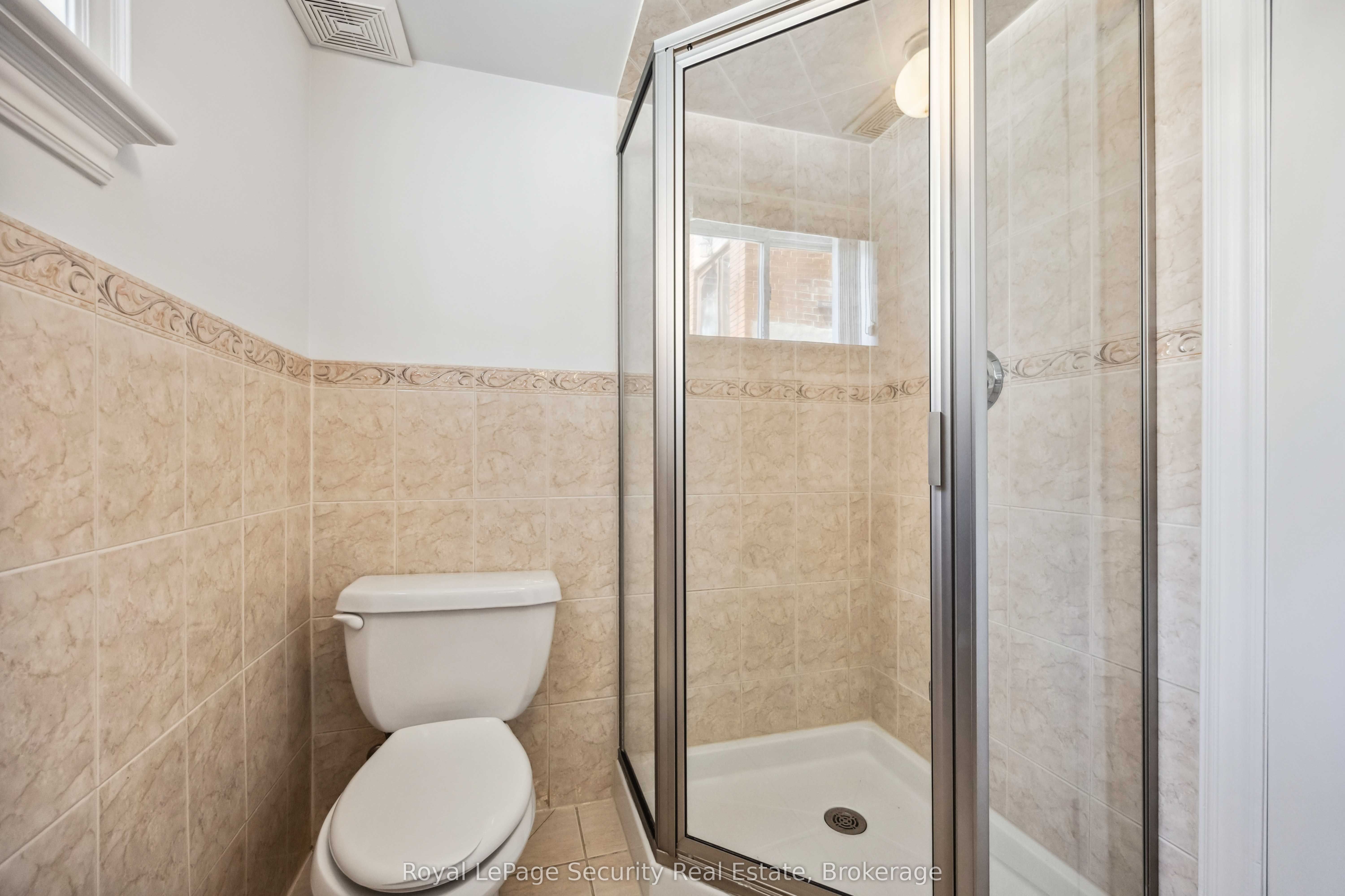 1006 Briar Hill Avenue Property Photo 35