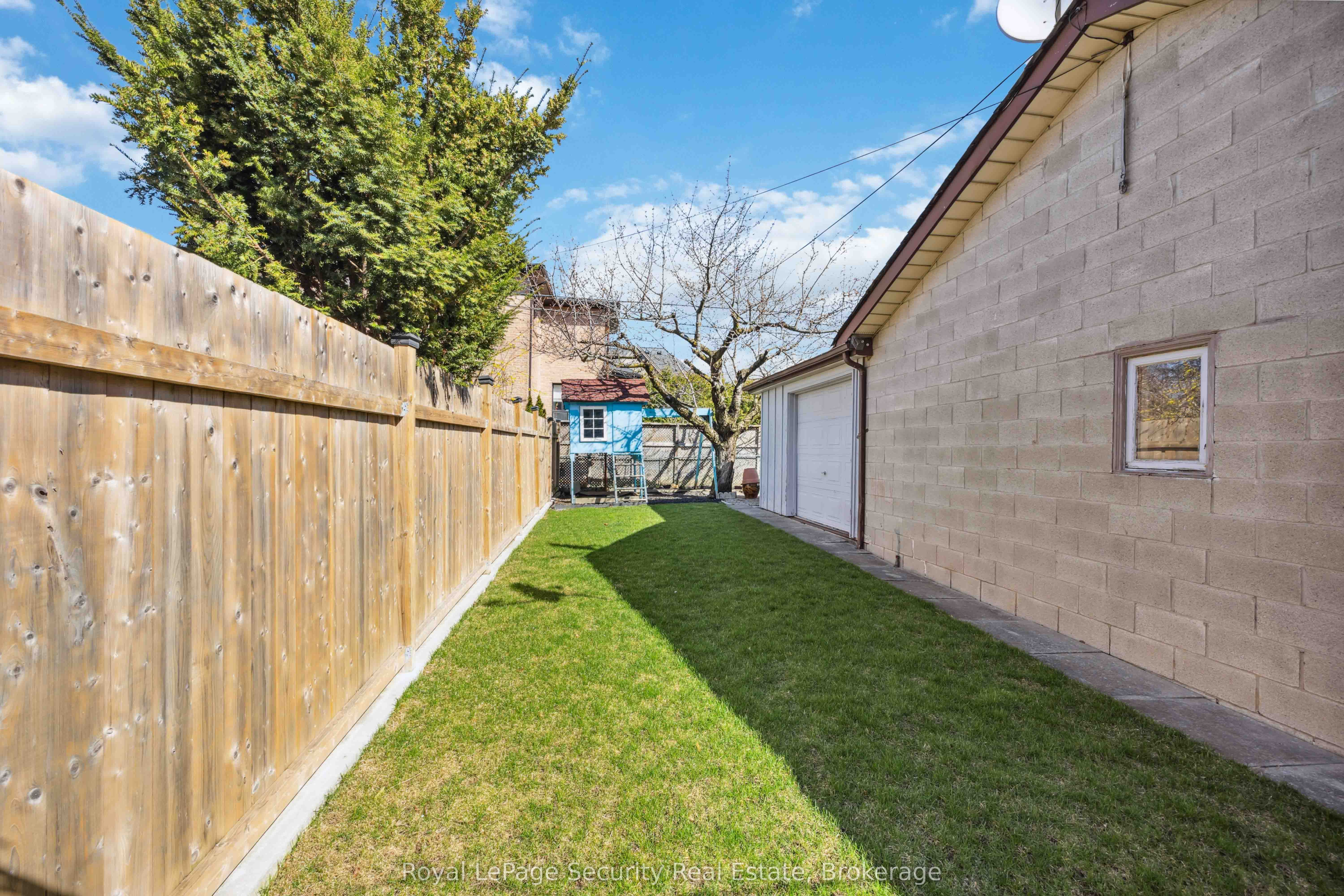 1006 Briar Hill Avenue Property Photo 38