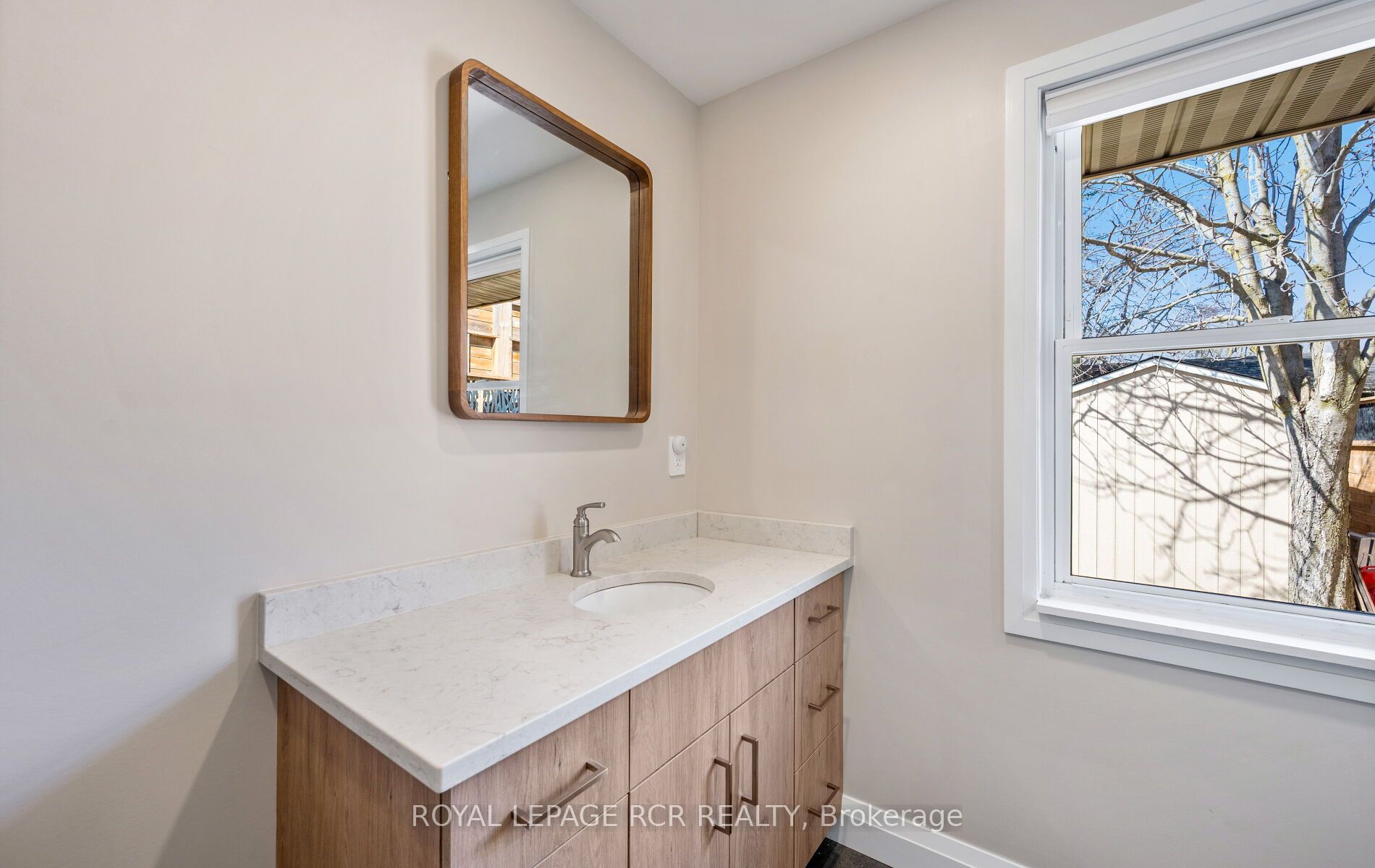10 Faulkner Street Property Photo 26