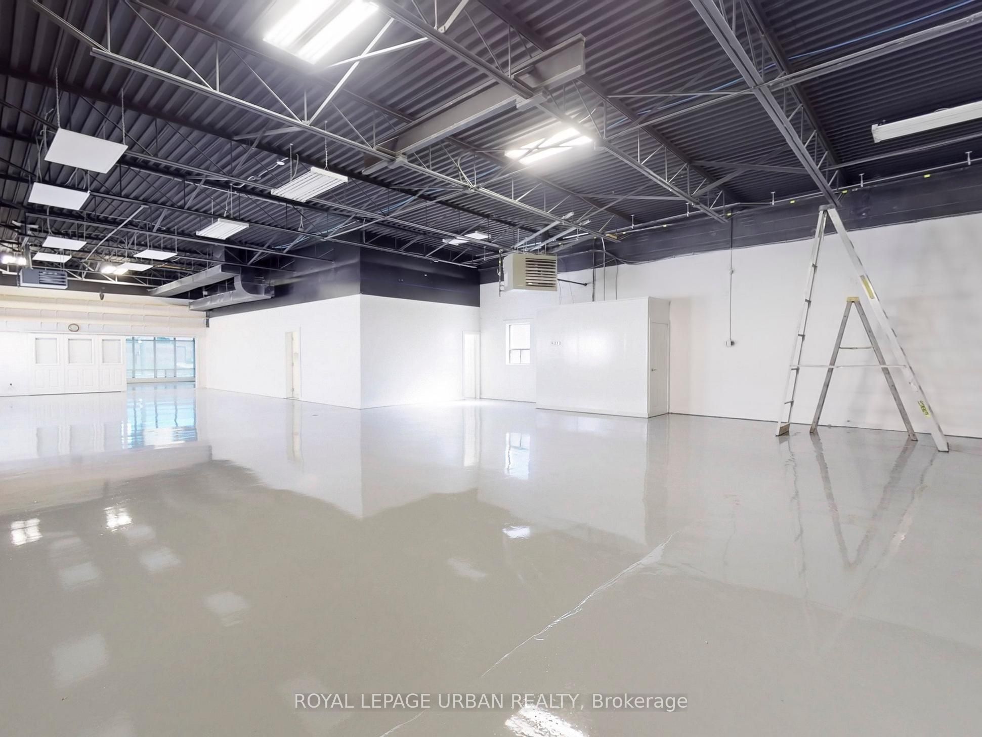 11 Millwick Drive Property Photo 16