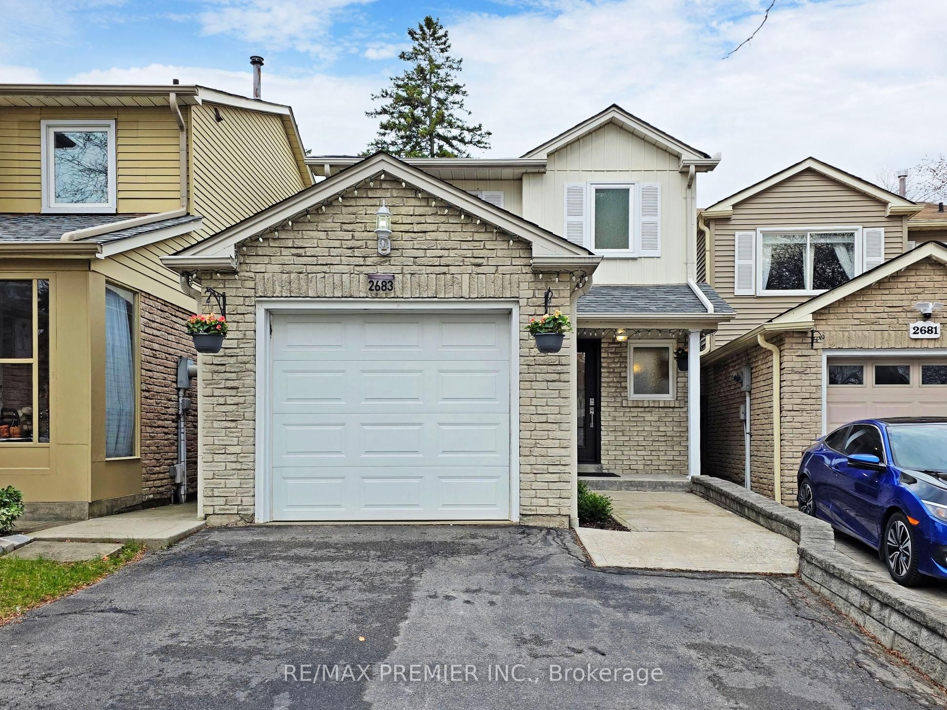 2683 Romark Mews Property Photo 1