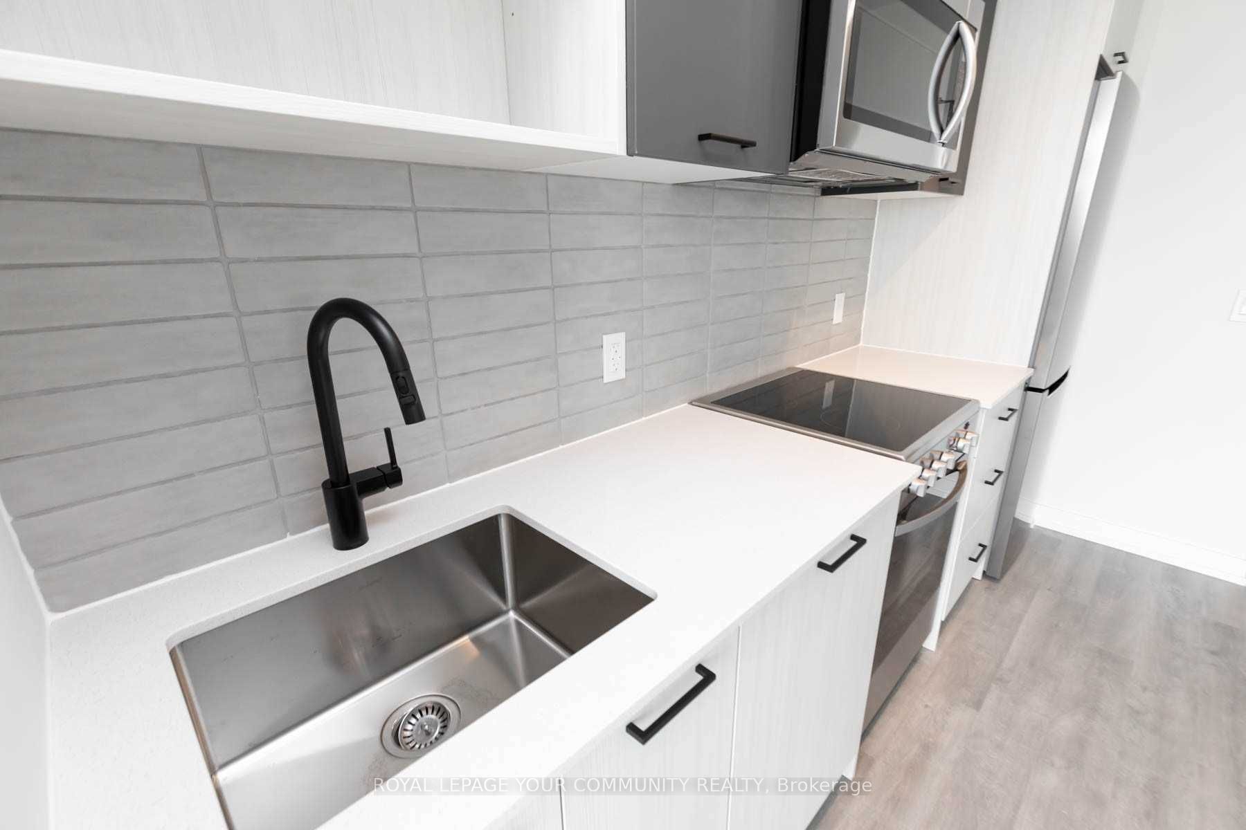 #805 - 2300 St Clair Avenue Property Photo 15