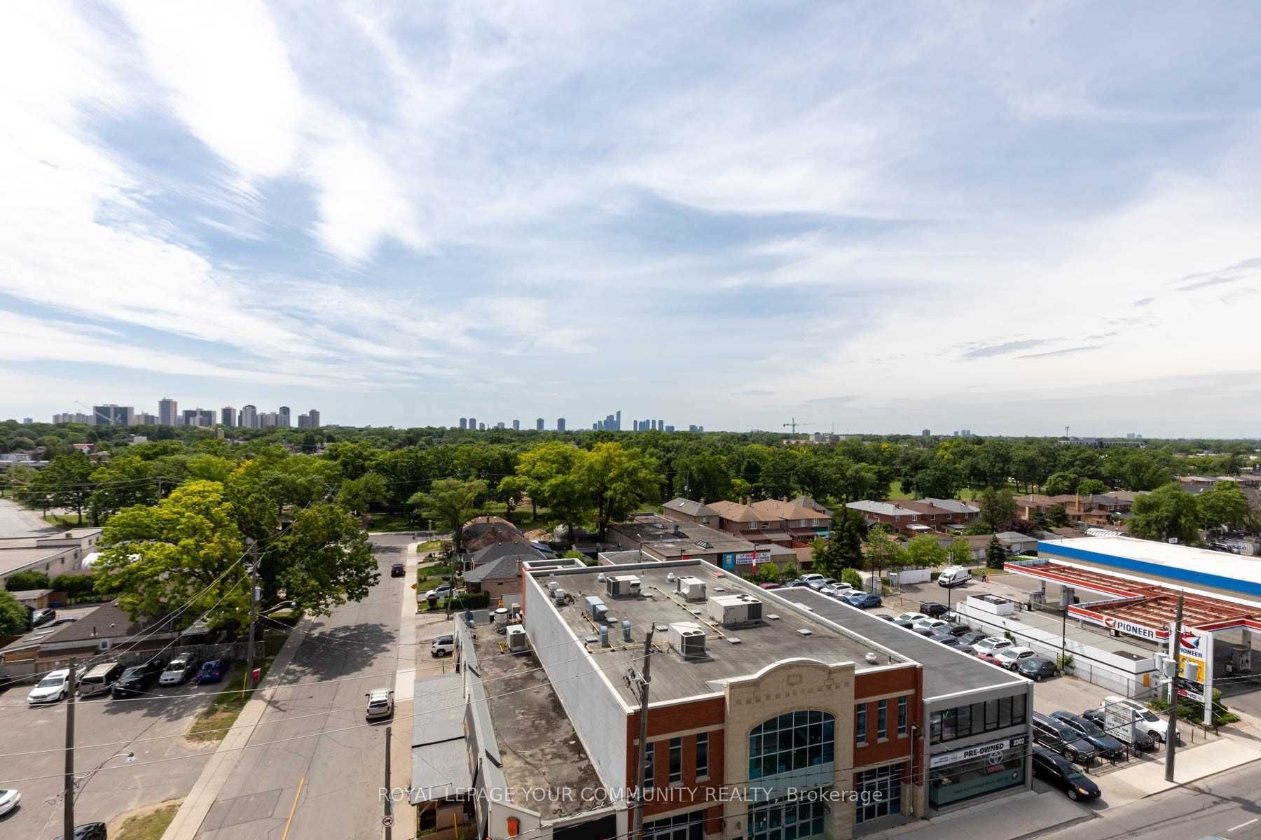 #805 - 2300 St Clair Avenue Property Photo 27