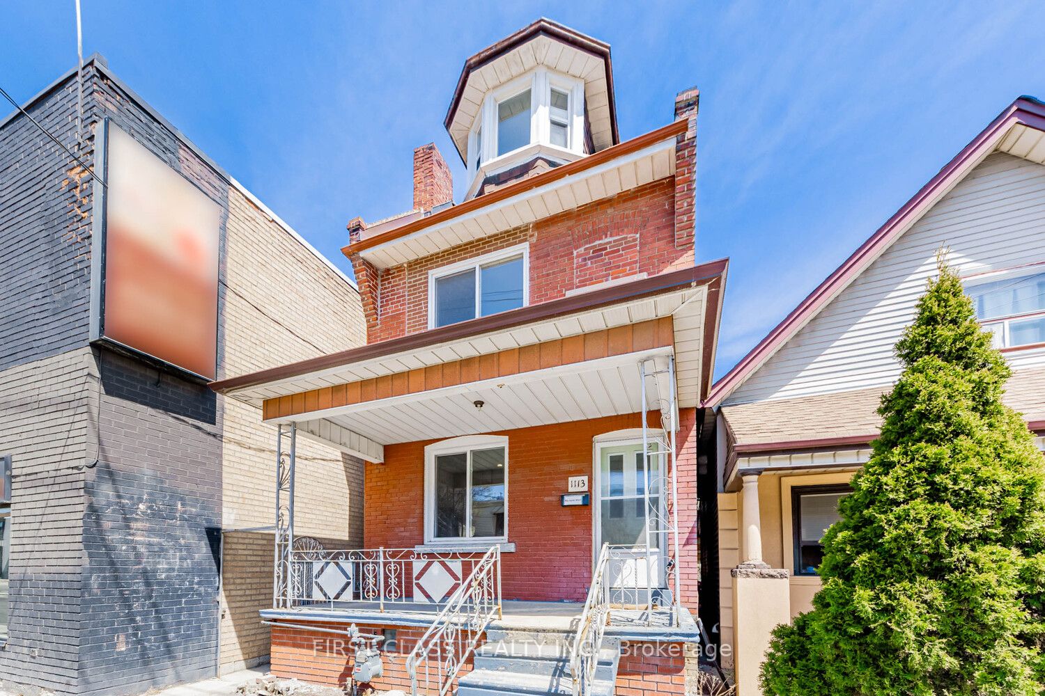 1113 Dufferin Street Property Photo 1