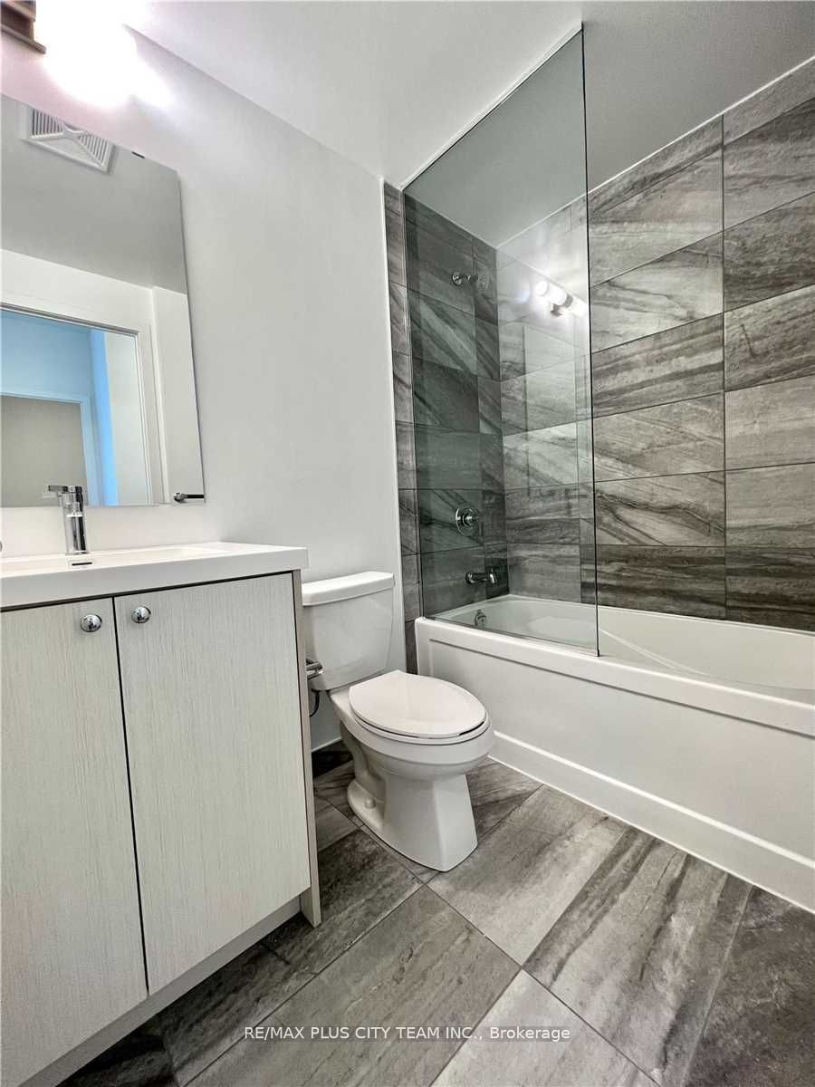 #712 - 60 George Butchart Drive Property Photo 13