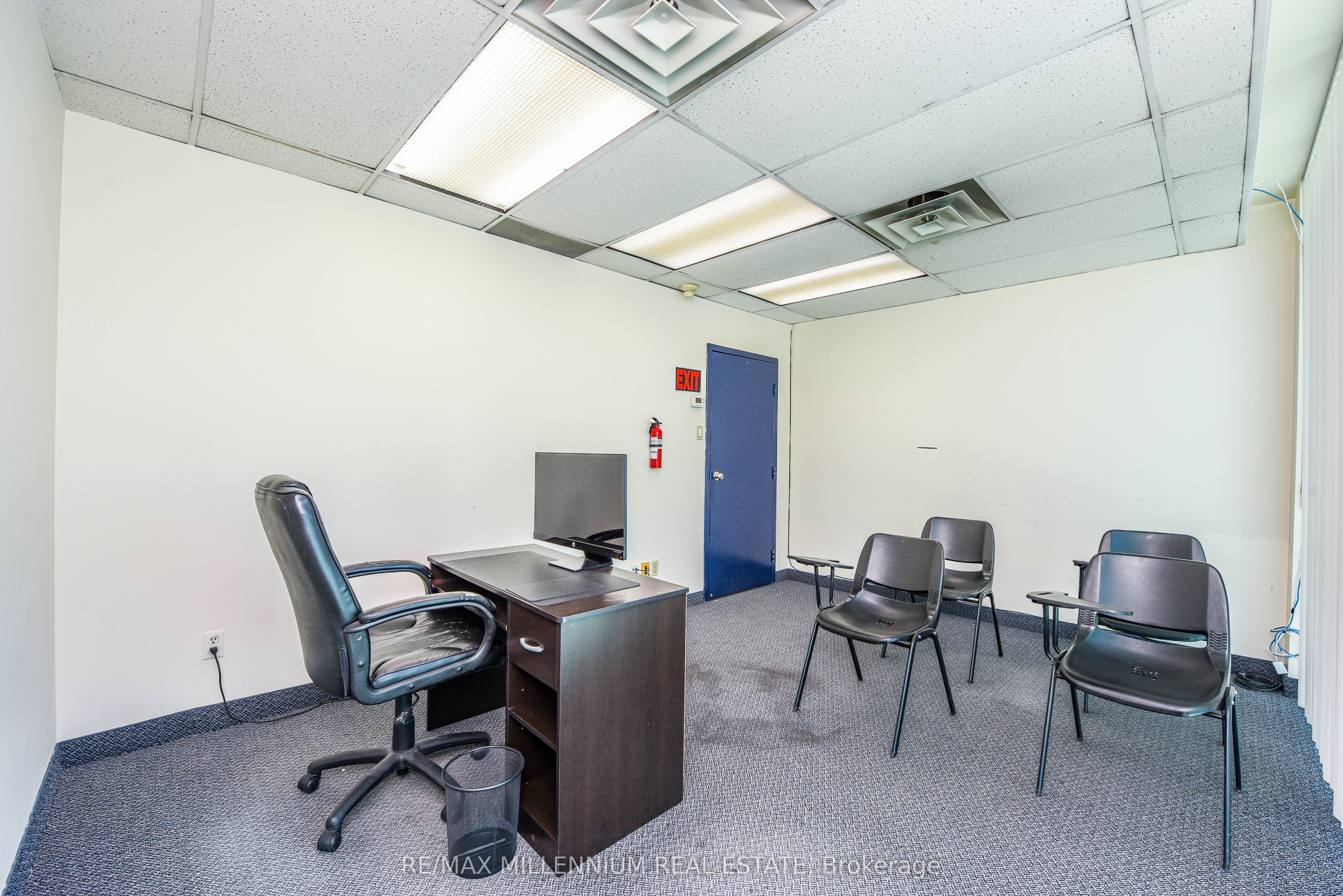 #208 - 1300 Steeles Avenue Property Photo 8