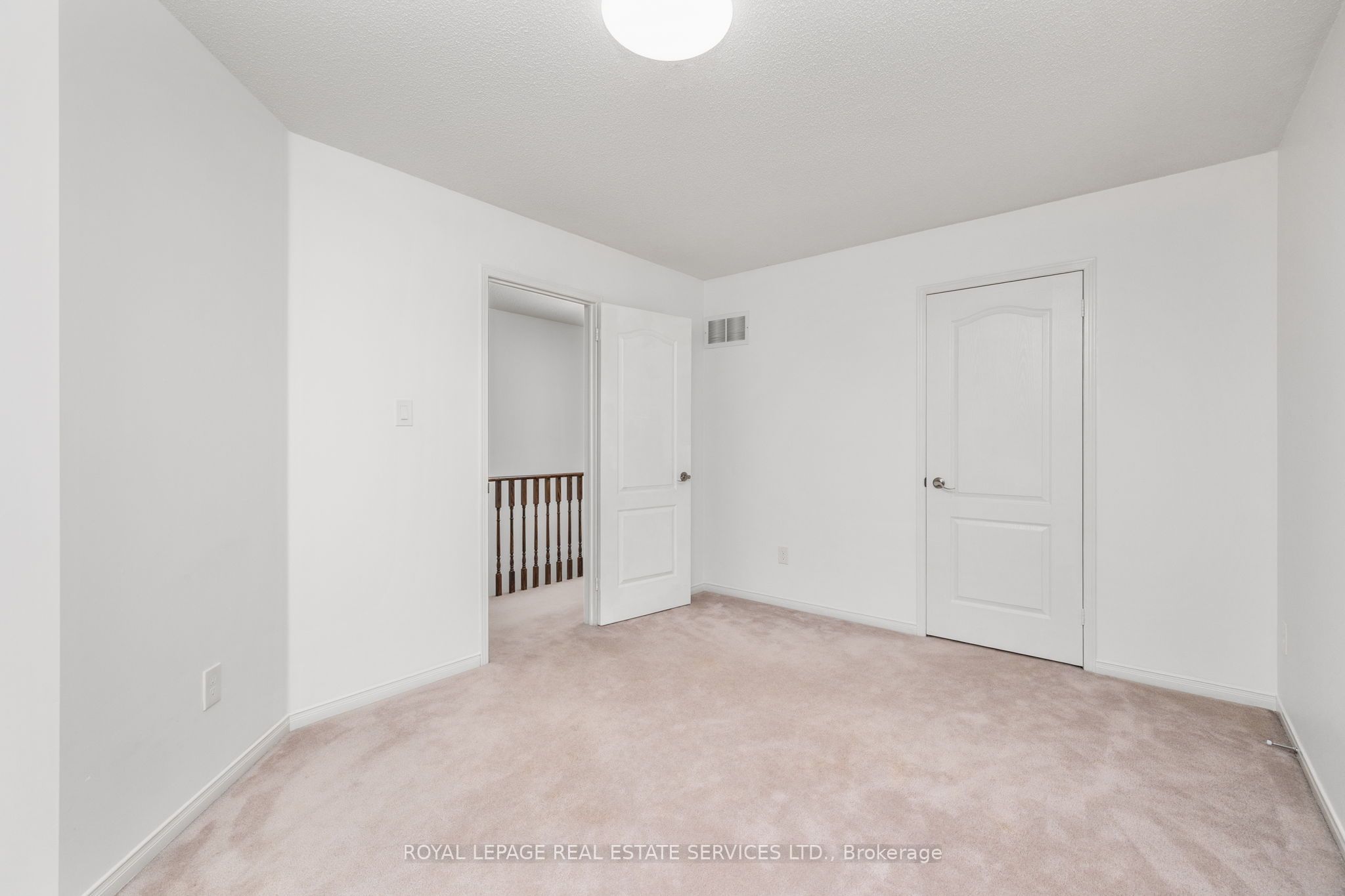 1141 Westview Ter Property Photo 16