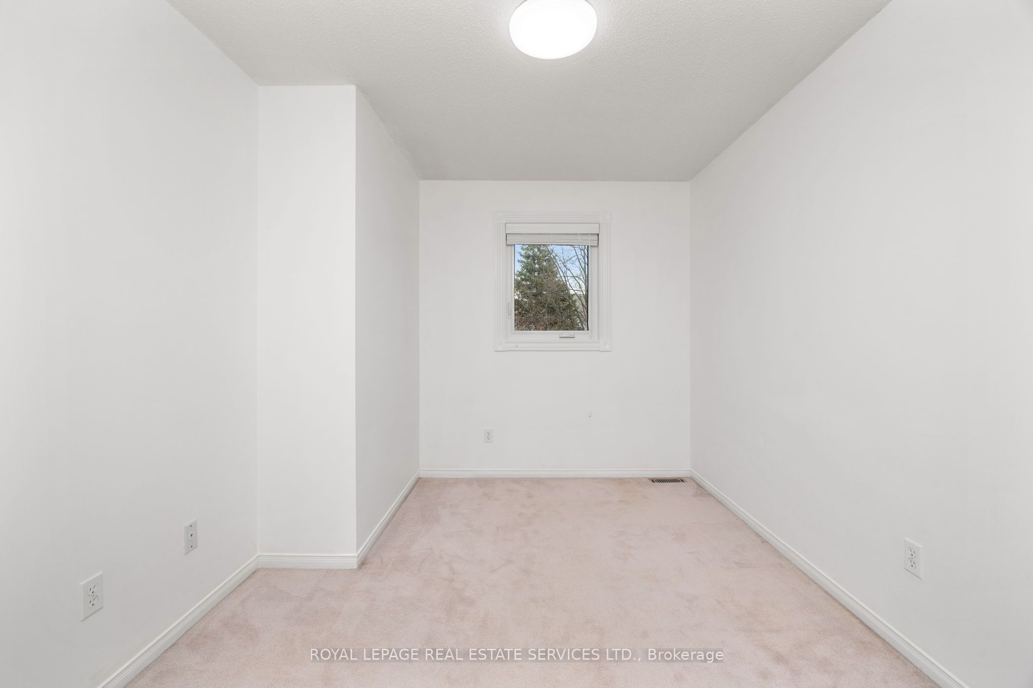 1141 Westview Ter Property Photo 17