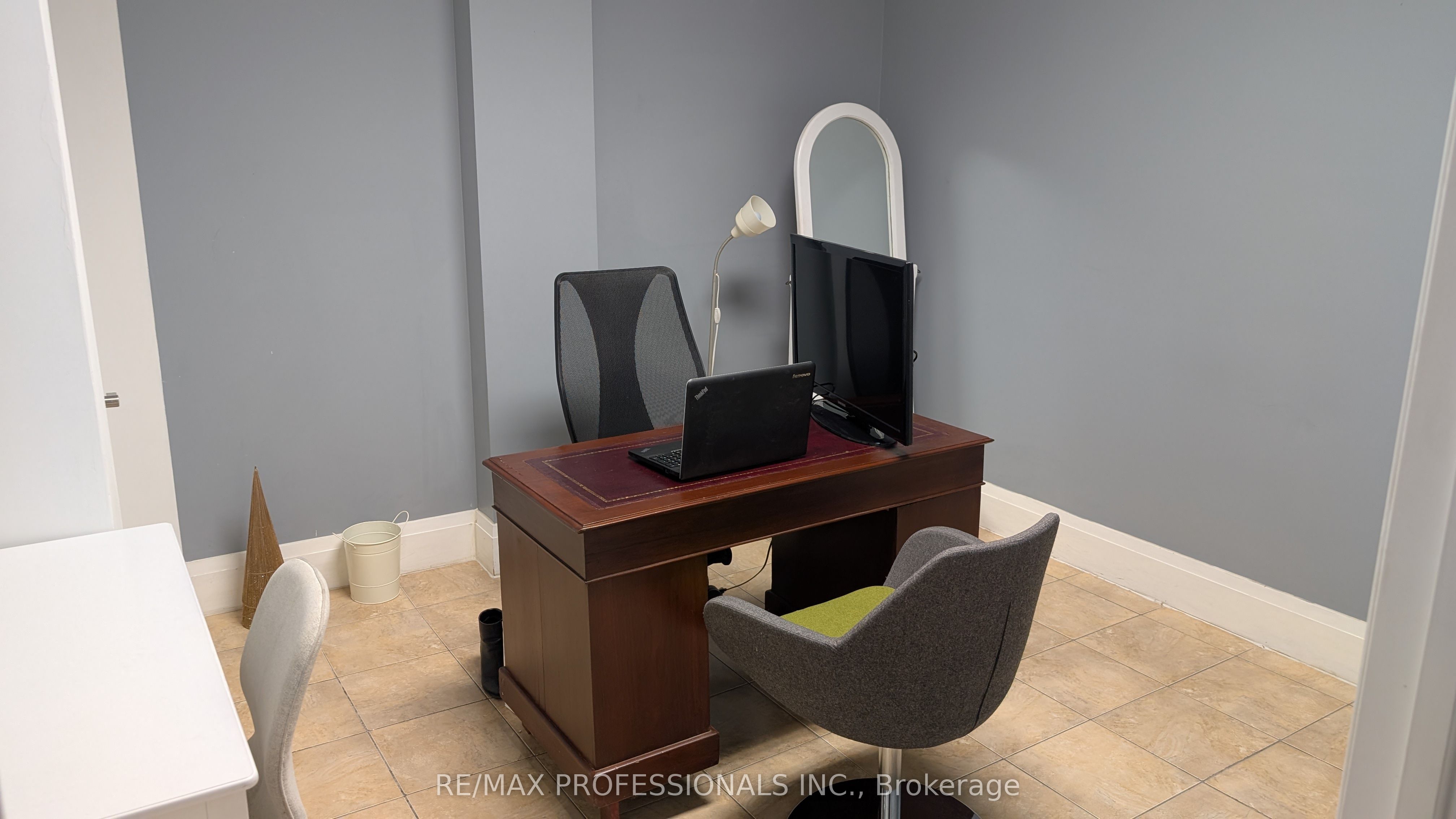 #office #1 - 486 Rogers Road Property Photo 6