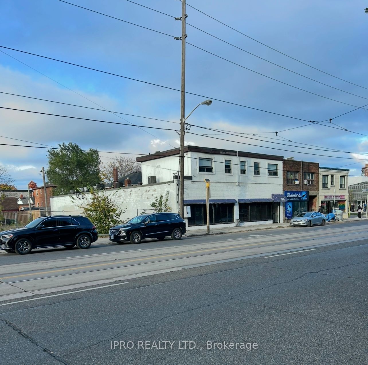 3140 Lake Shore Boulevard Property Photo 1