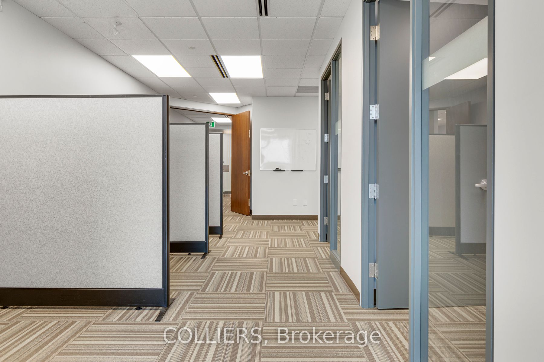 #304 - 5515 North Service Road Property Photo 4
