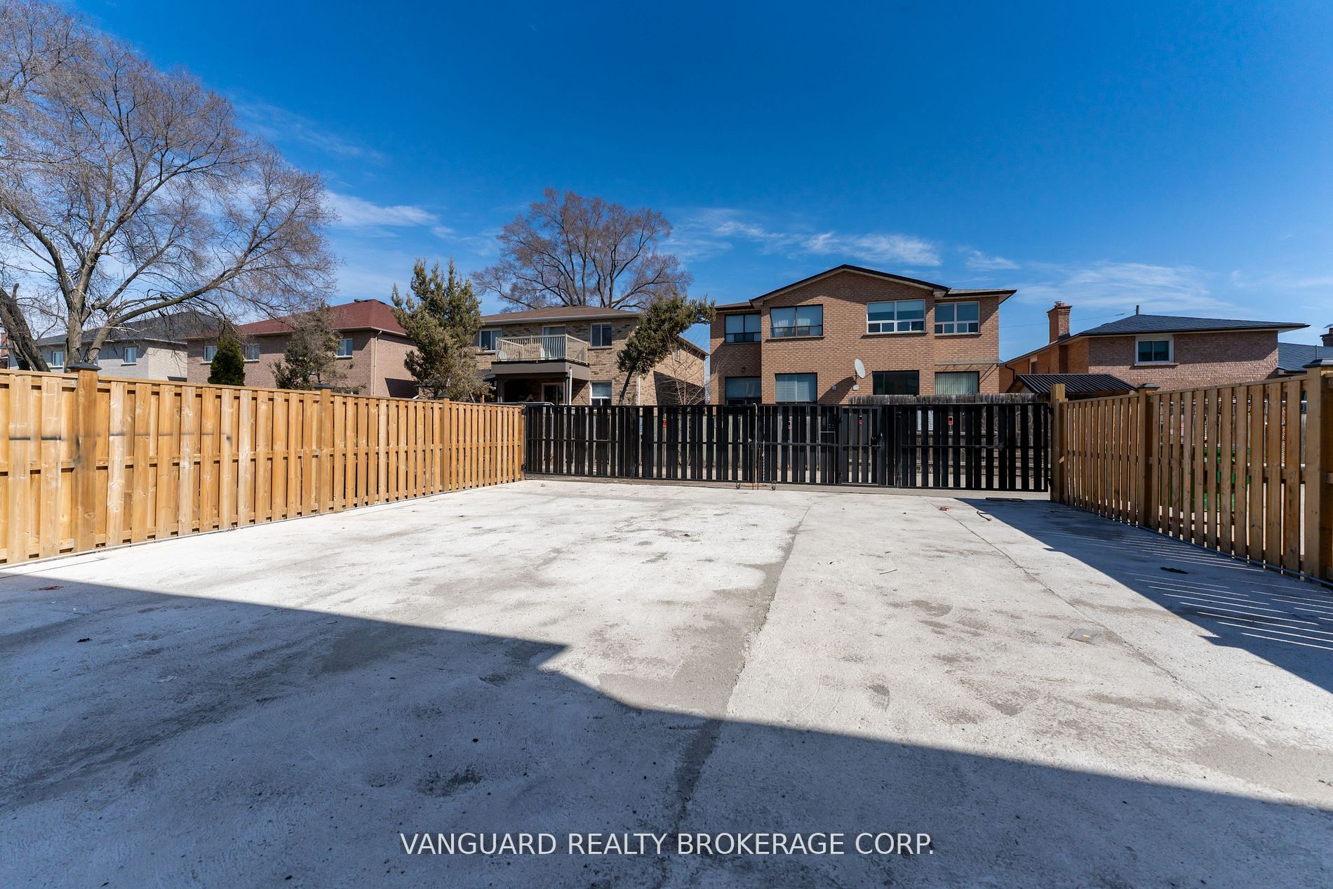 1705-1707 Jane Street Property Photo 9